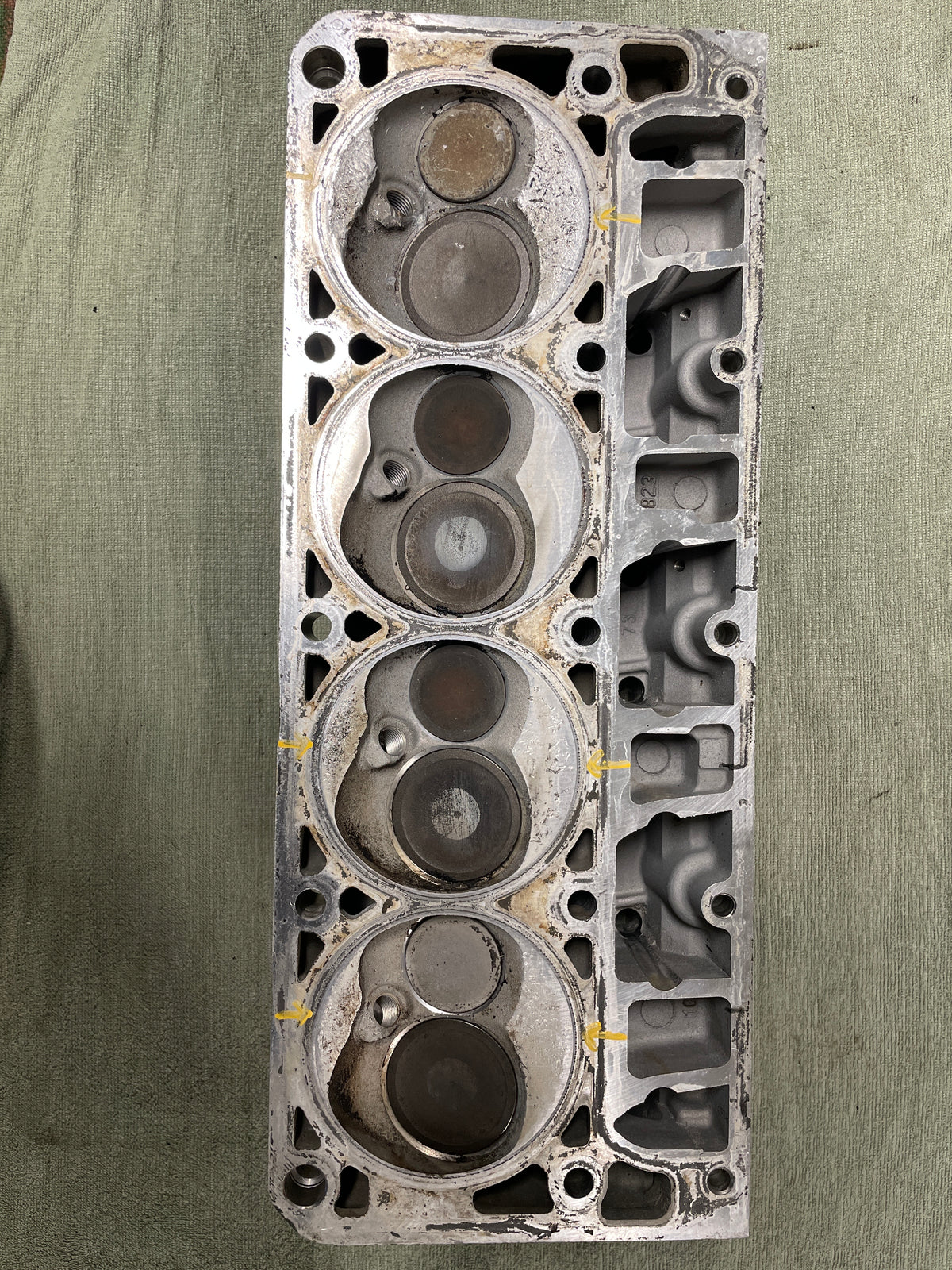 Used 823 Cylinder Head #067
