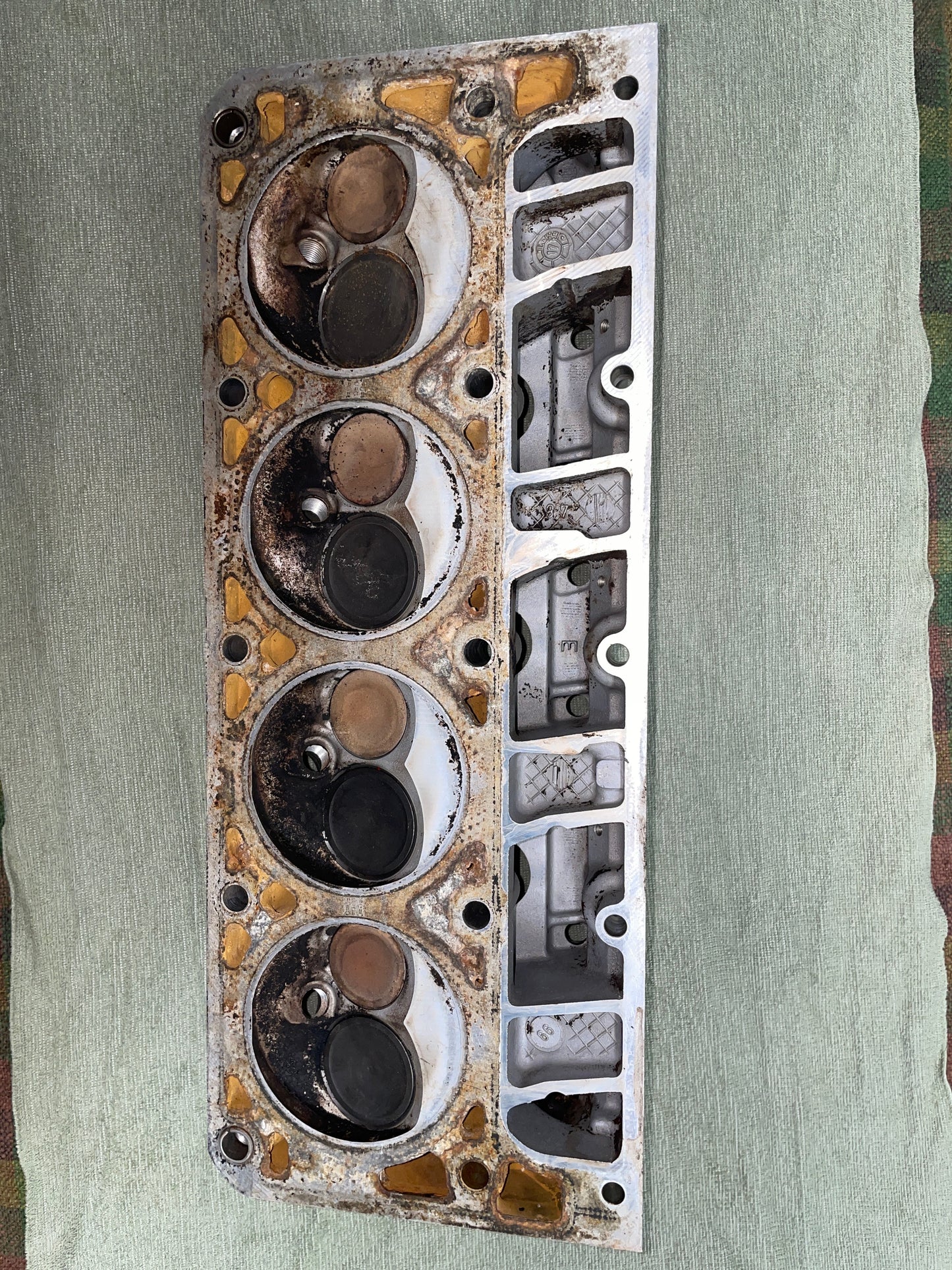 Used 706 Cylinder Head #001
