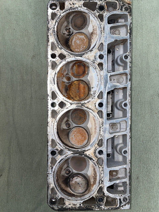 Used 862 Cylinder Head #036