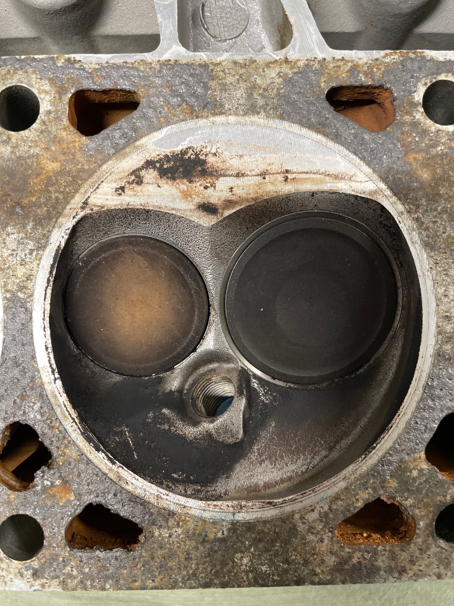 Used 706 Cylinder Head #002