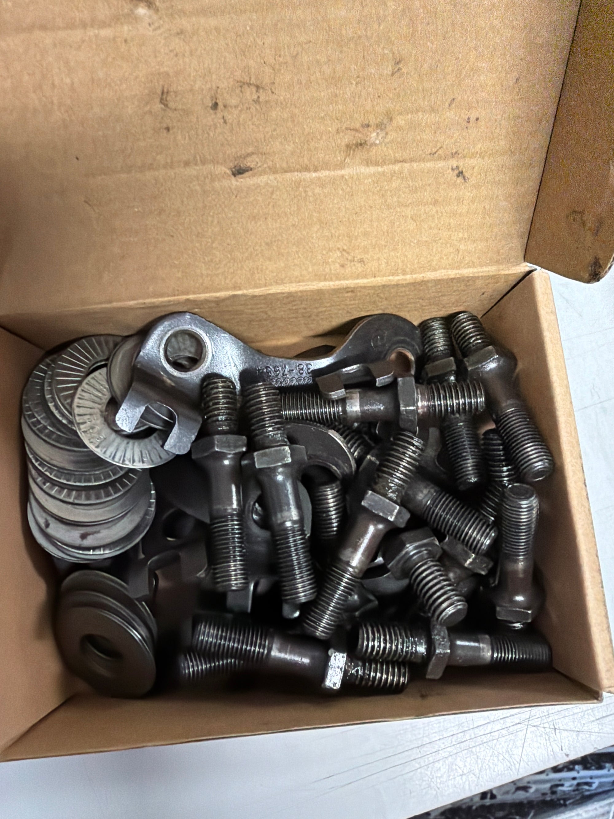 Edelbrock Performer RPM Chevrolet Bigblock Cylinder Heads - PREOWNED