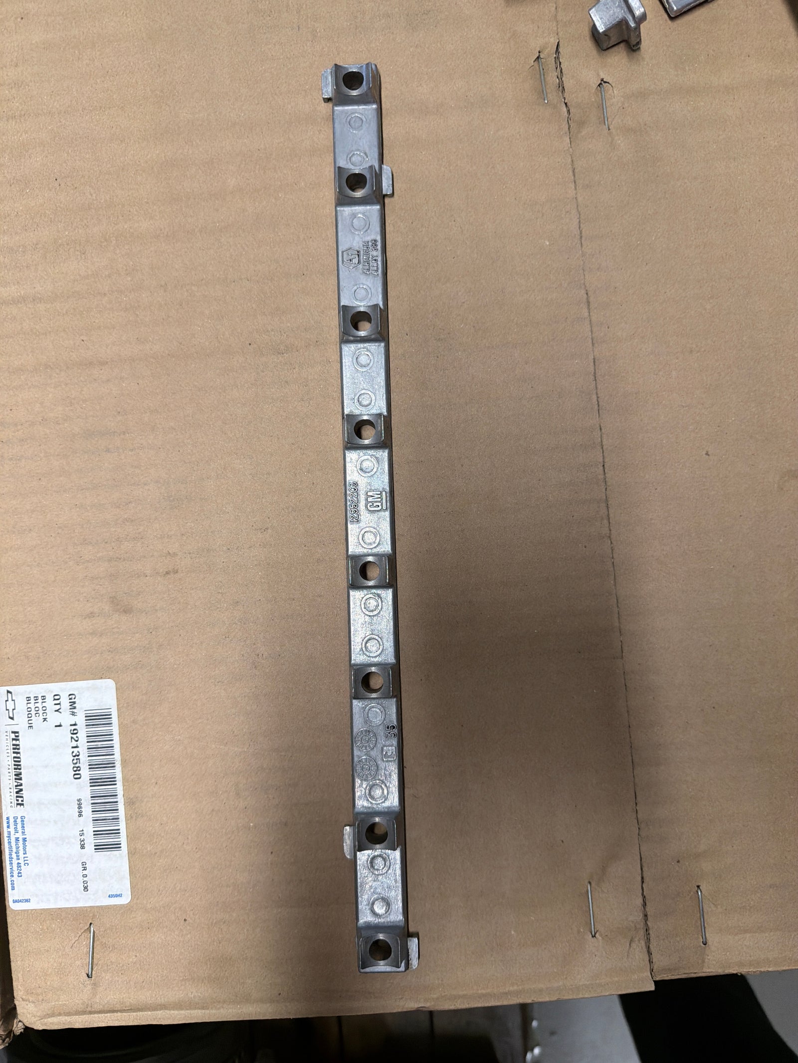 Used Chevrolet Performance Rocker Stand ”LS1 style”