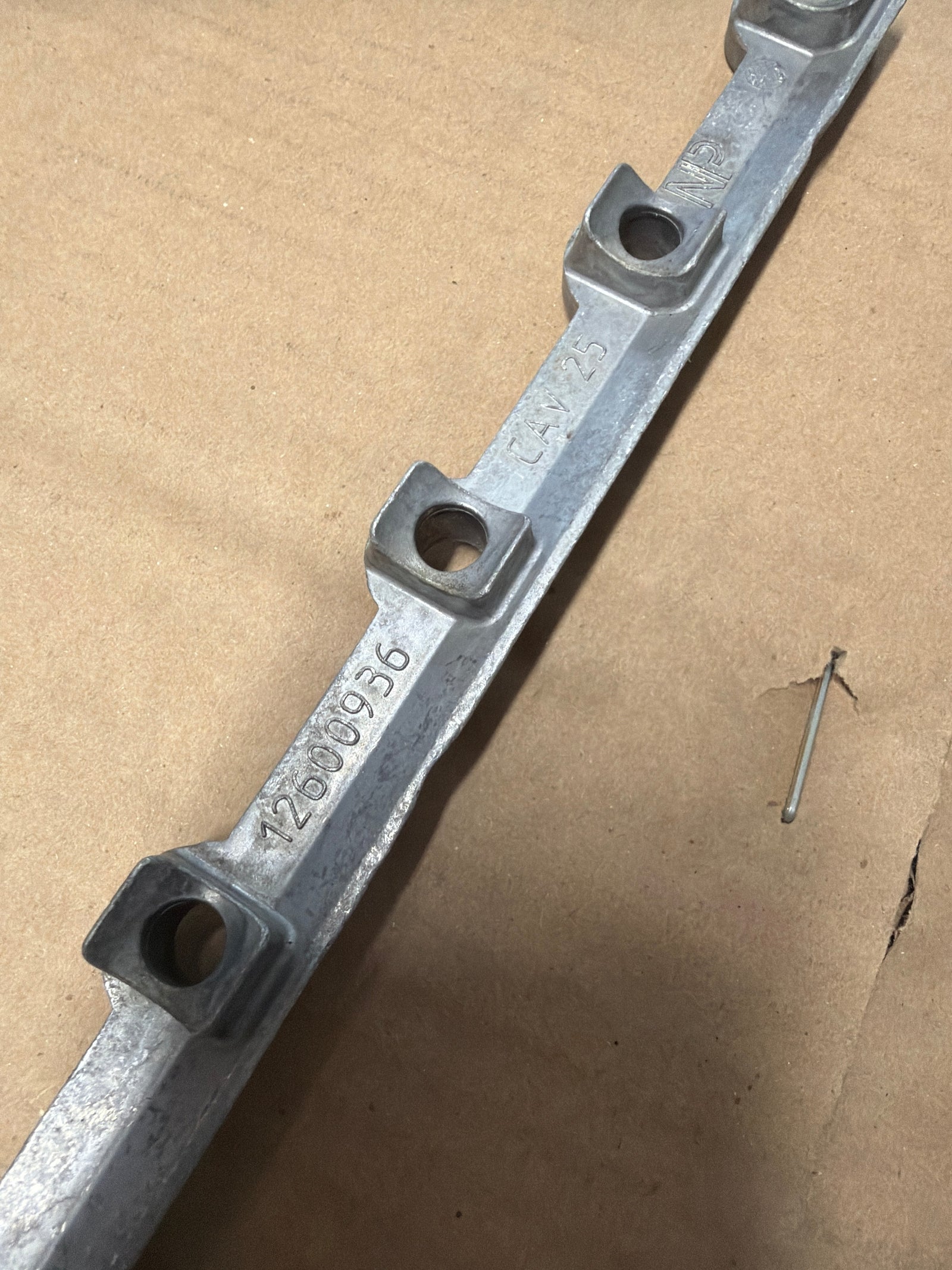 Used Chevrolet Performance Rocker Stand ”LS3” style”