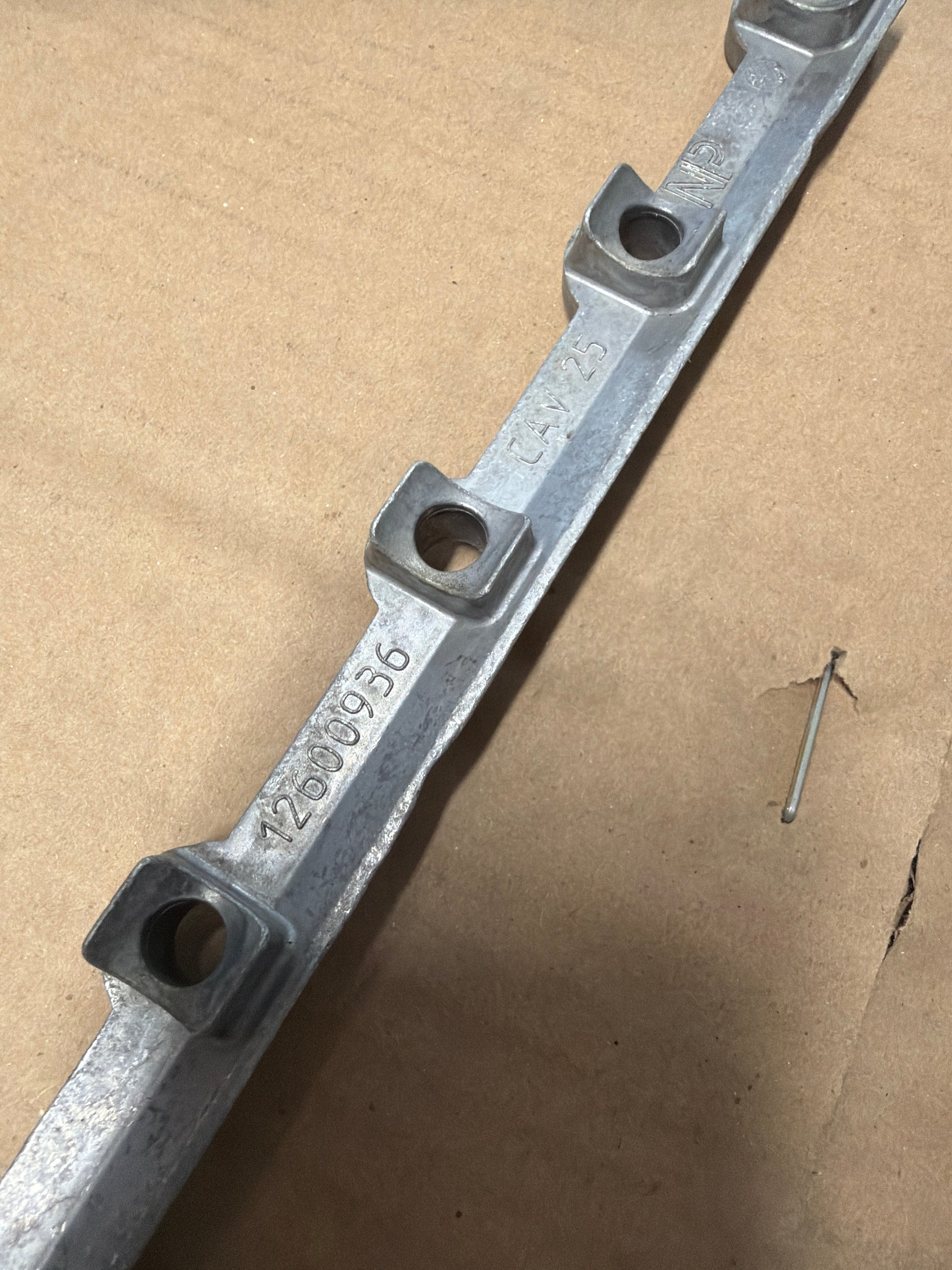 Used Chevrolet Performance Rocker Stand ”LS3” style”