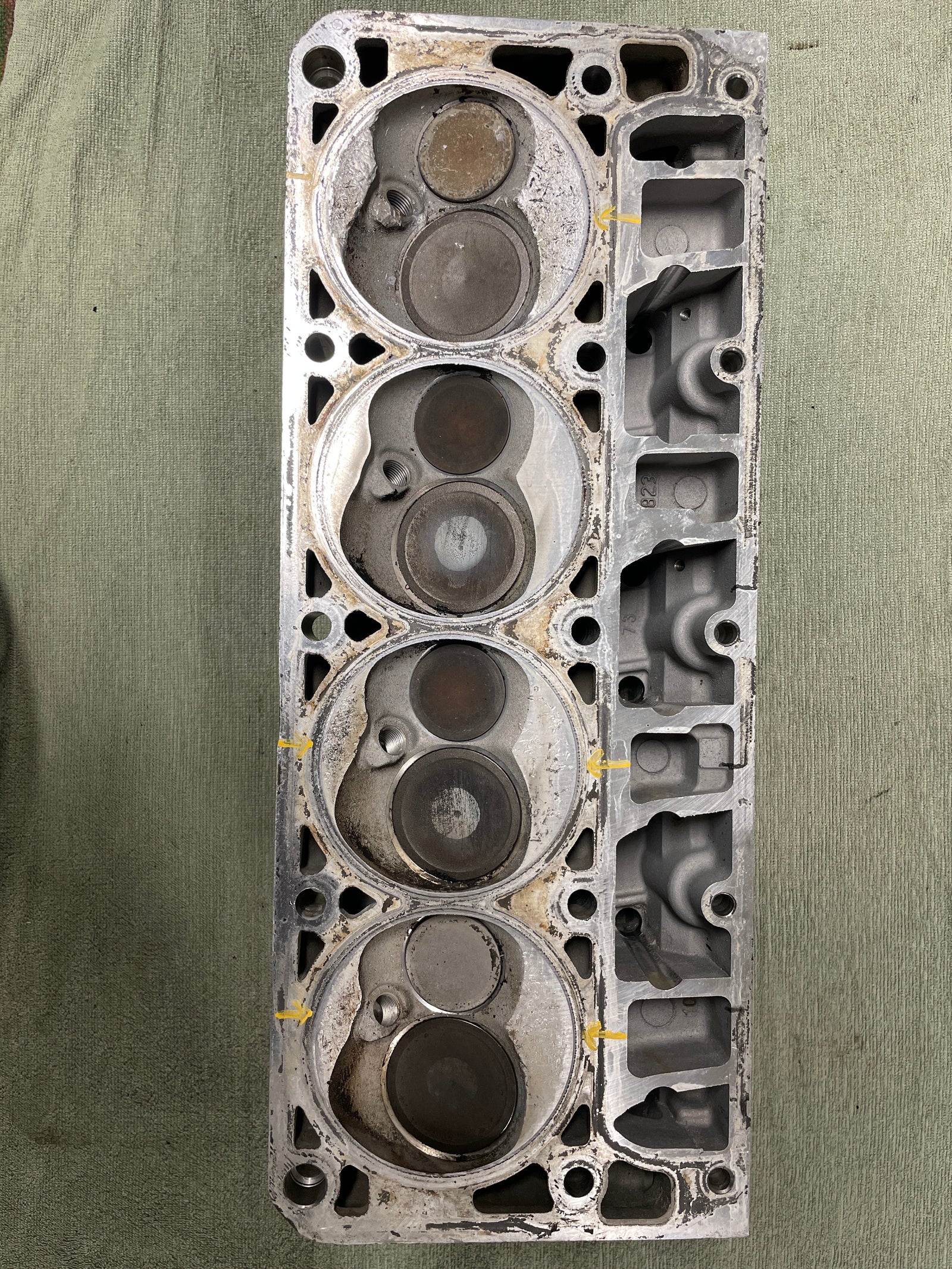 Used 823 Cylinder Head #067