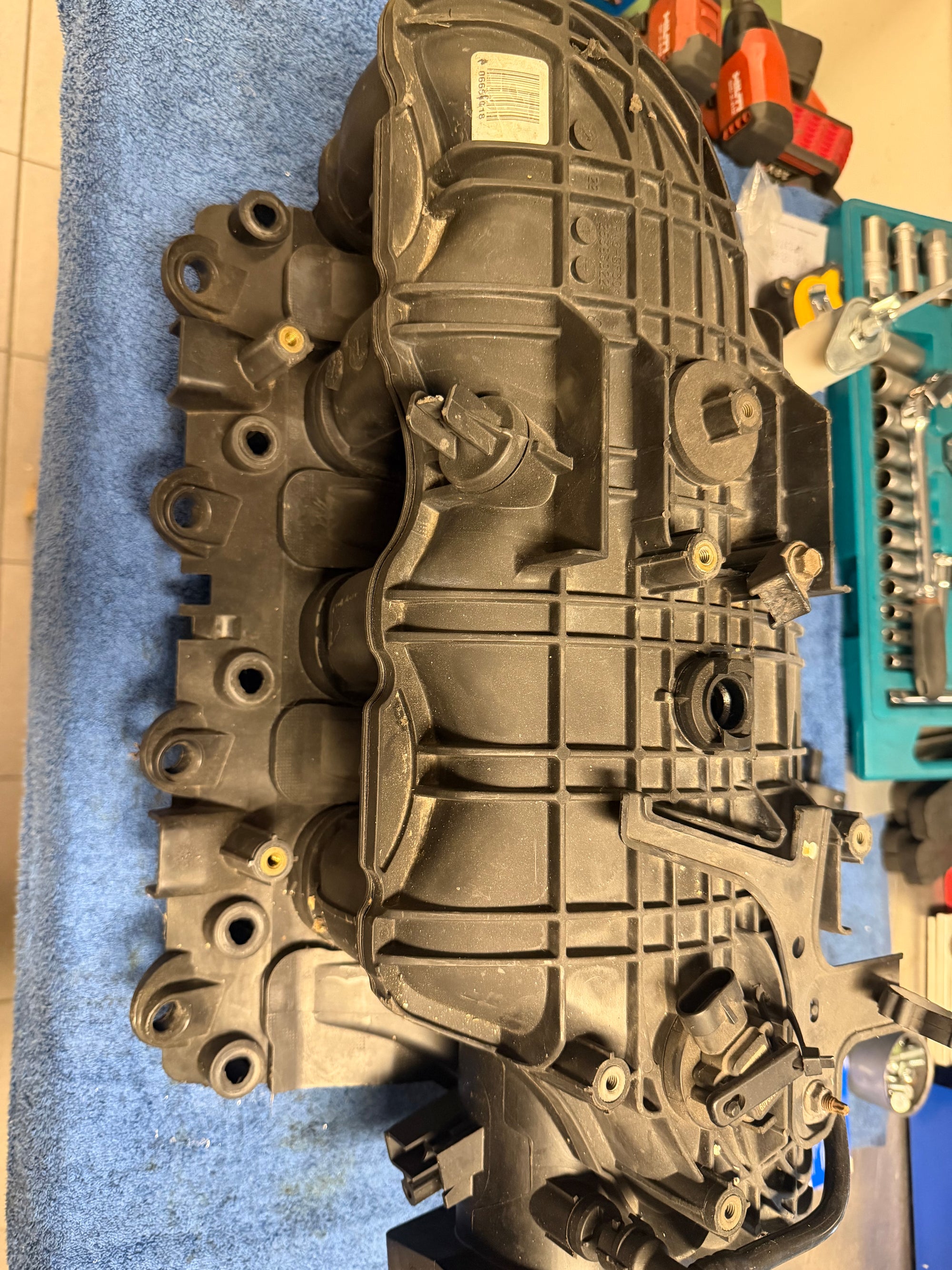 Used GM TBSS LS Truck Intake Manifold #01