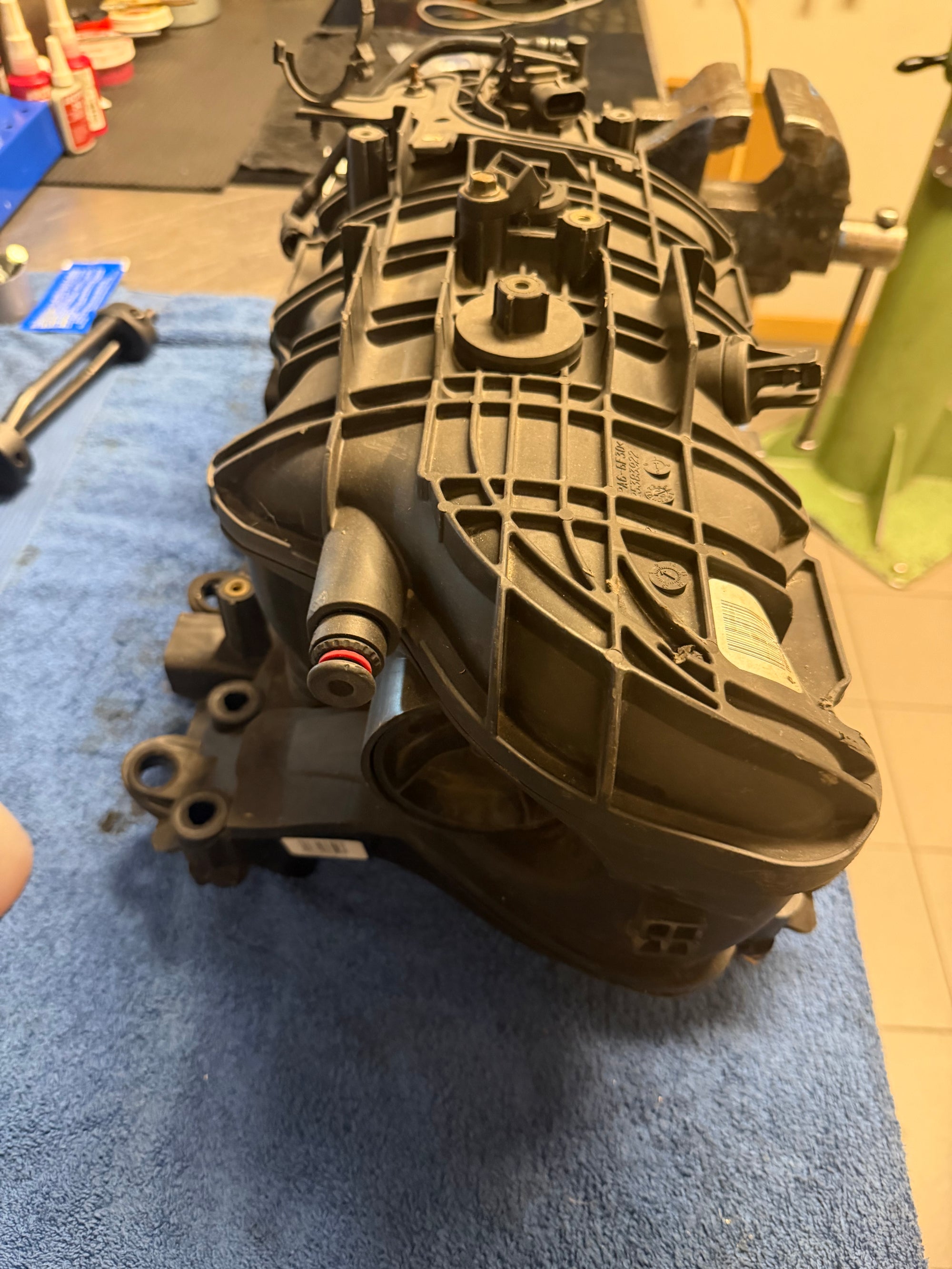 Used GM TBSS LS Truck Intake Manifold #01