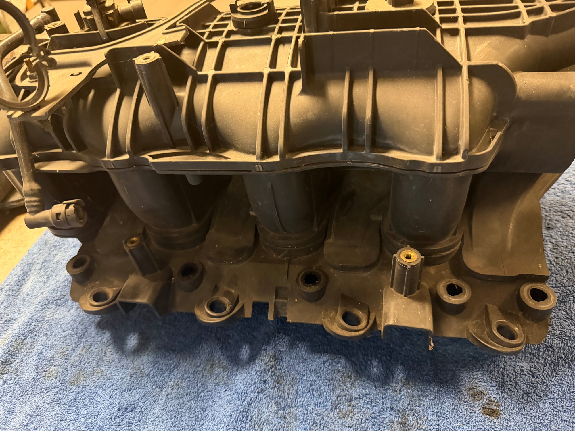 Used GM TBSS LS Truck Intake Manifold #01
