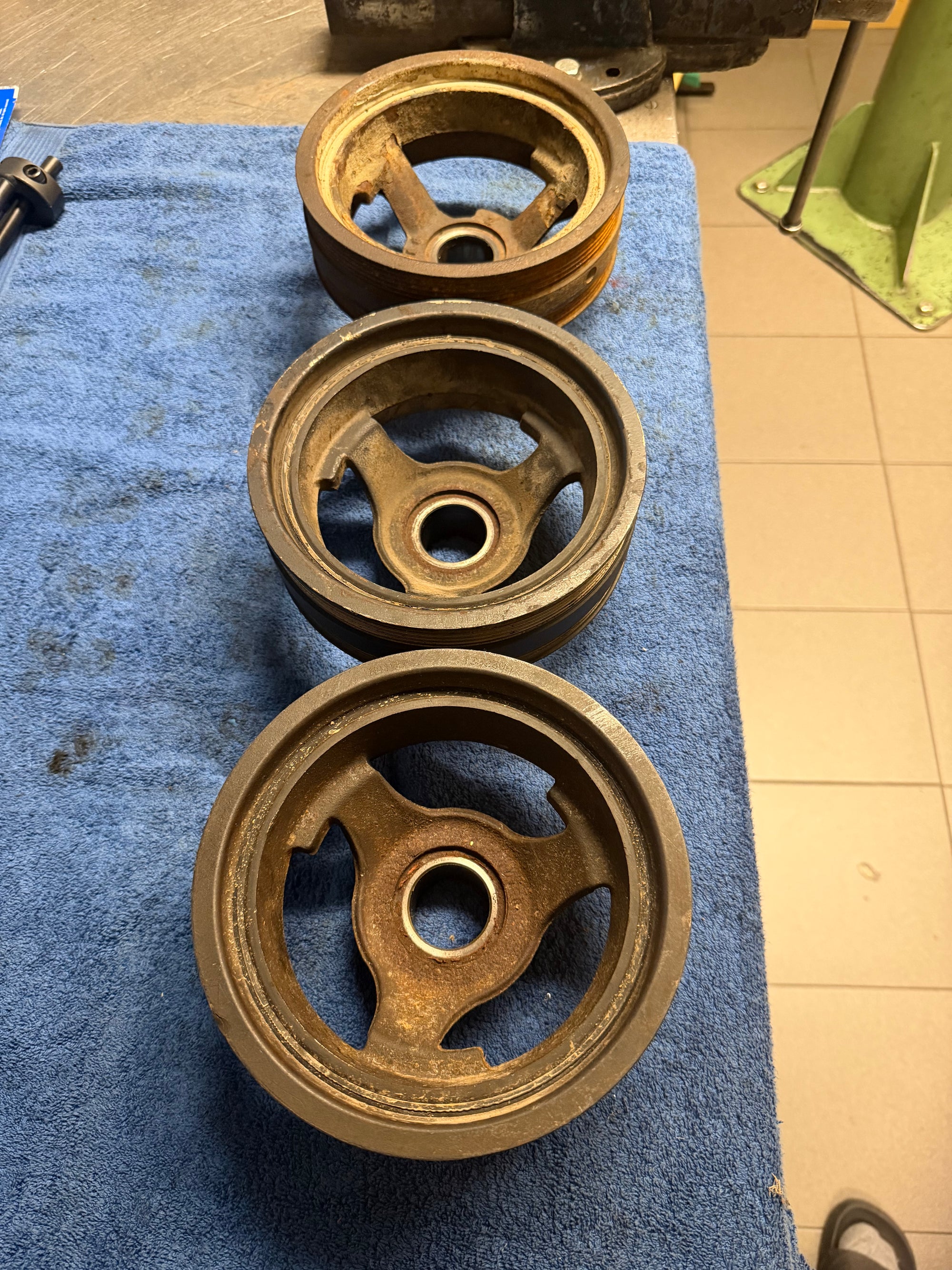 Used GM LS Truck Harmonic Balancer / Crankshaft Damper