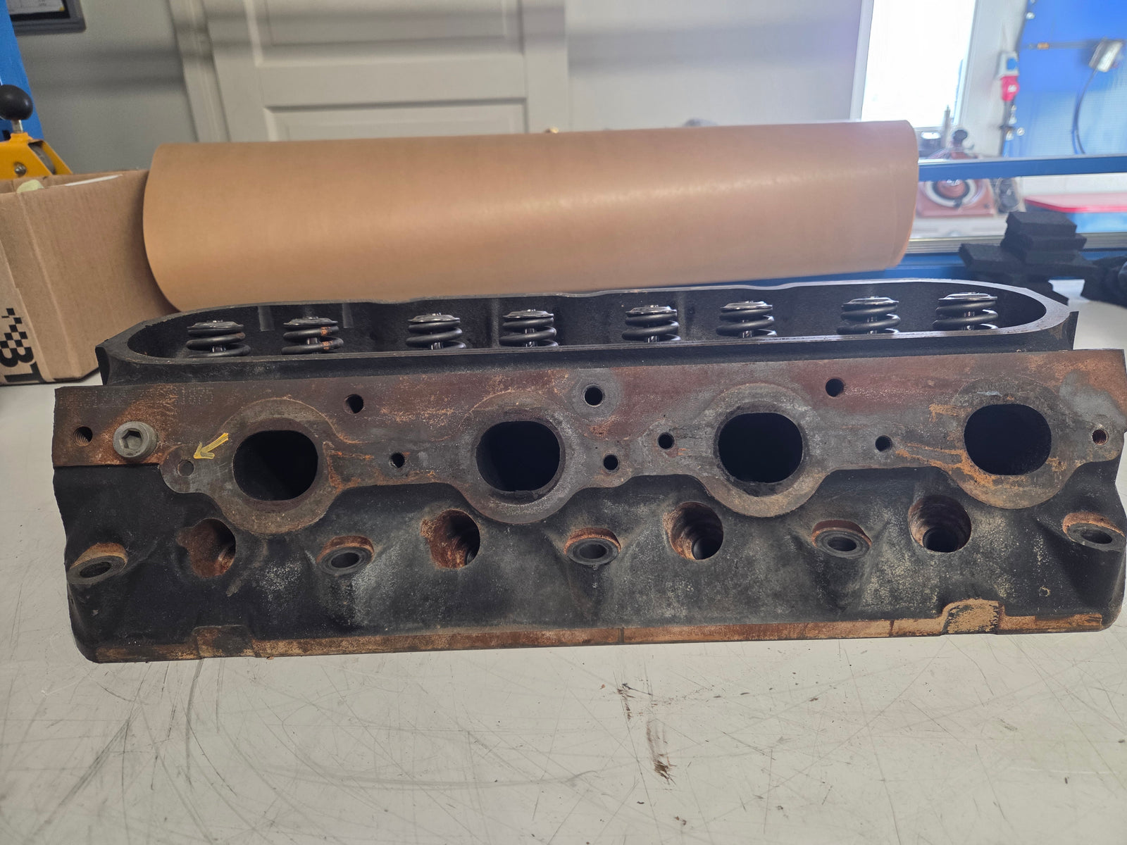 Used 873 Cylinder Head #042