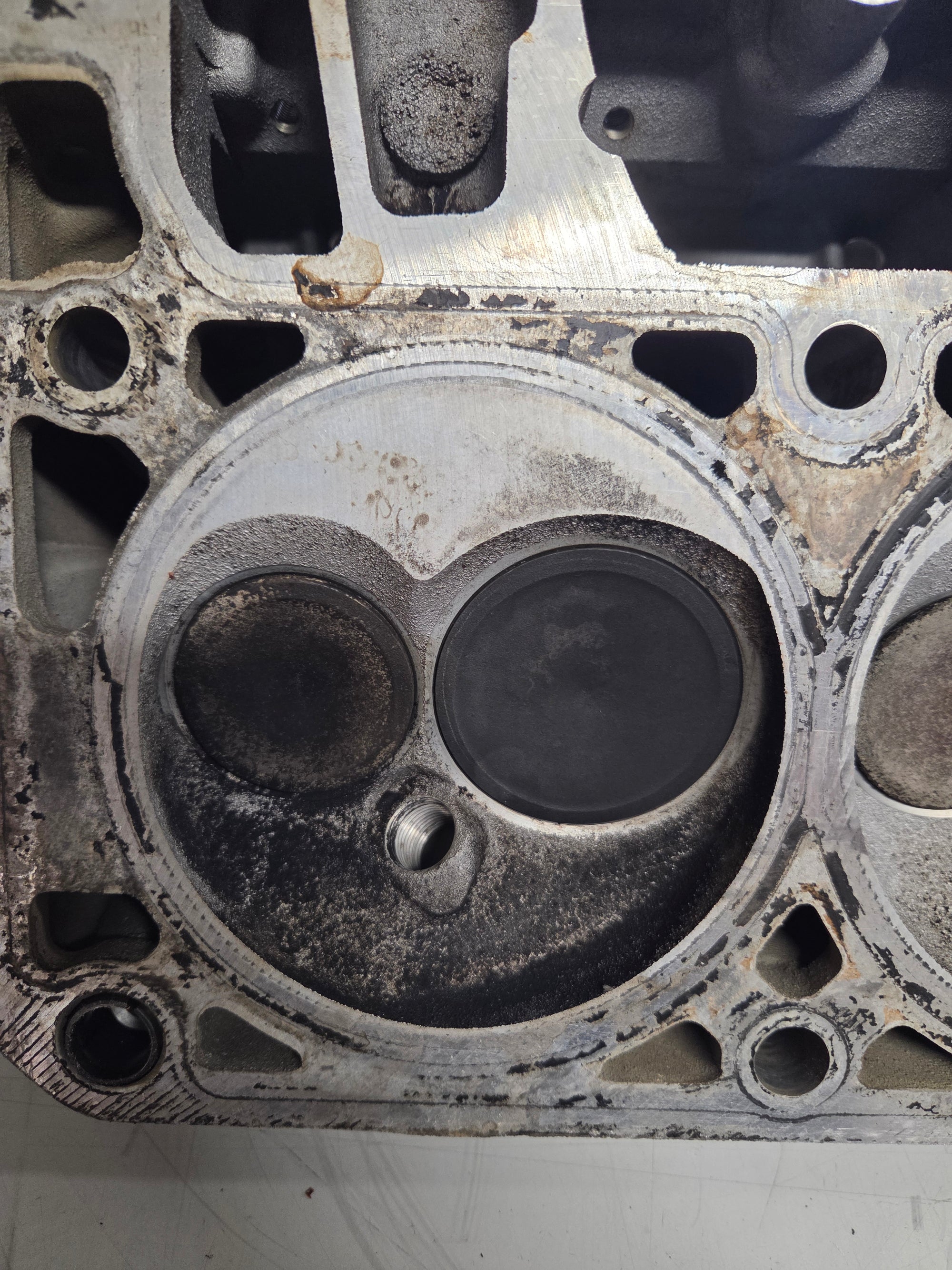 Used 317 Cylinder Head #023