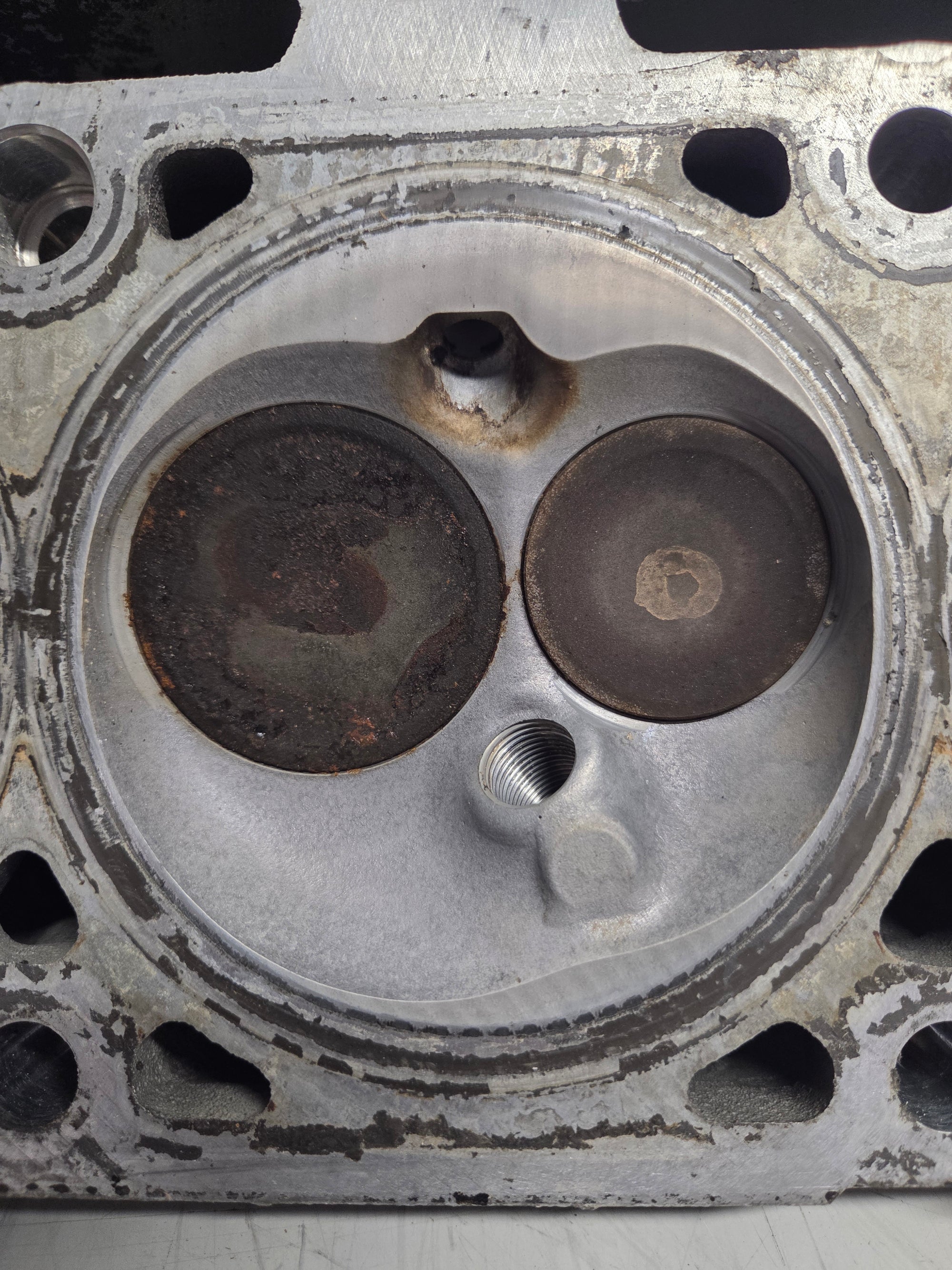 Used 214 Cylinder Head #048
