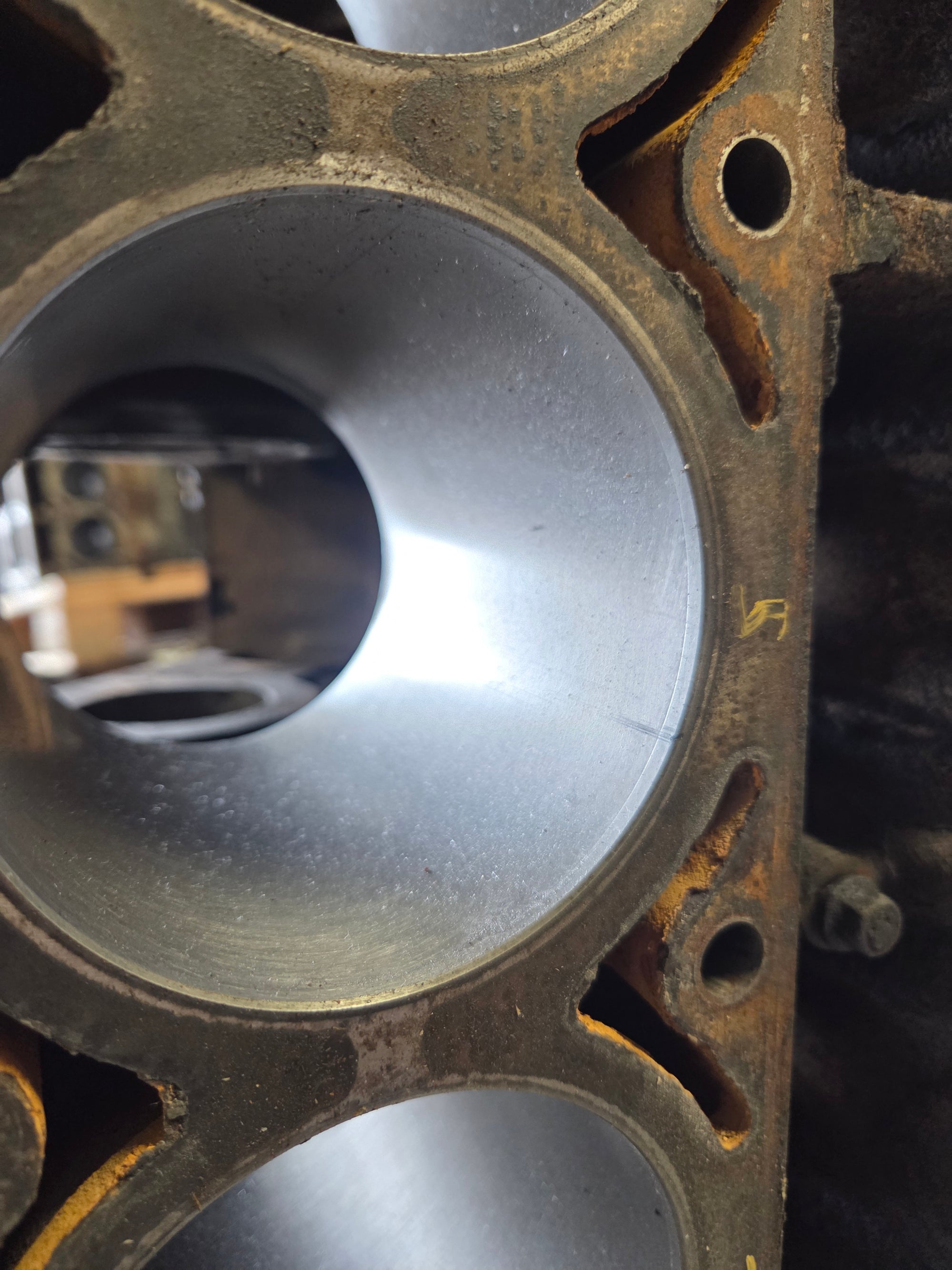 Used LS Gen 3 5.3 Engine Block 114