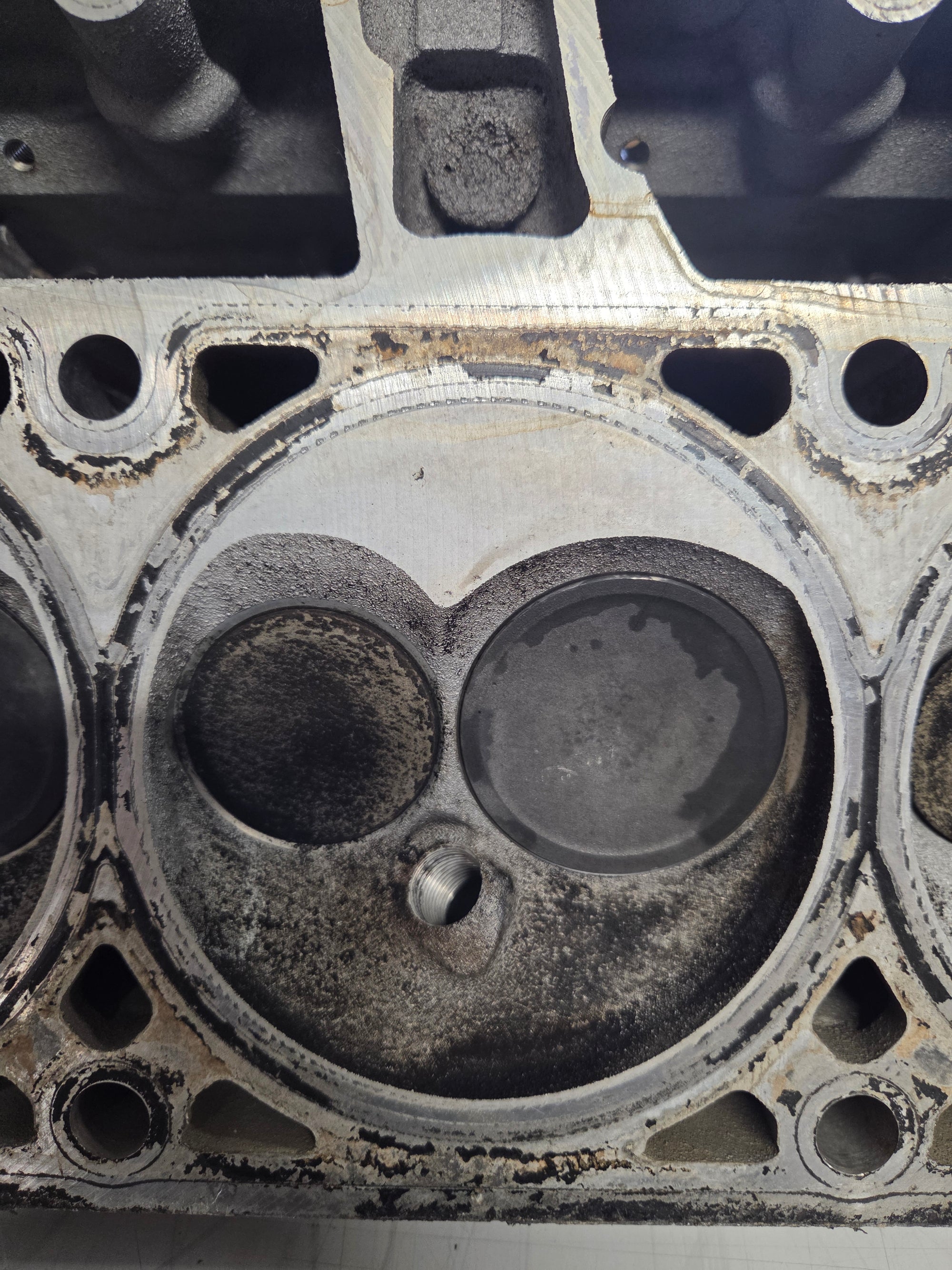 Used 317 Cylinder Head #023