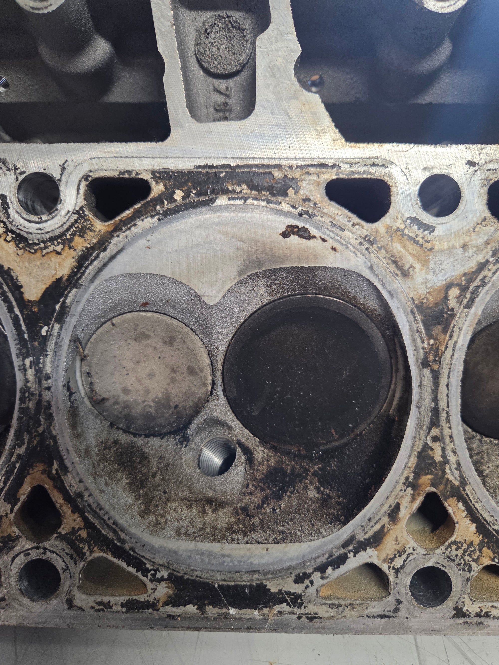 Used 799 Cylinder Head #053