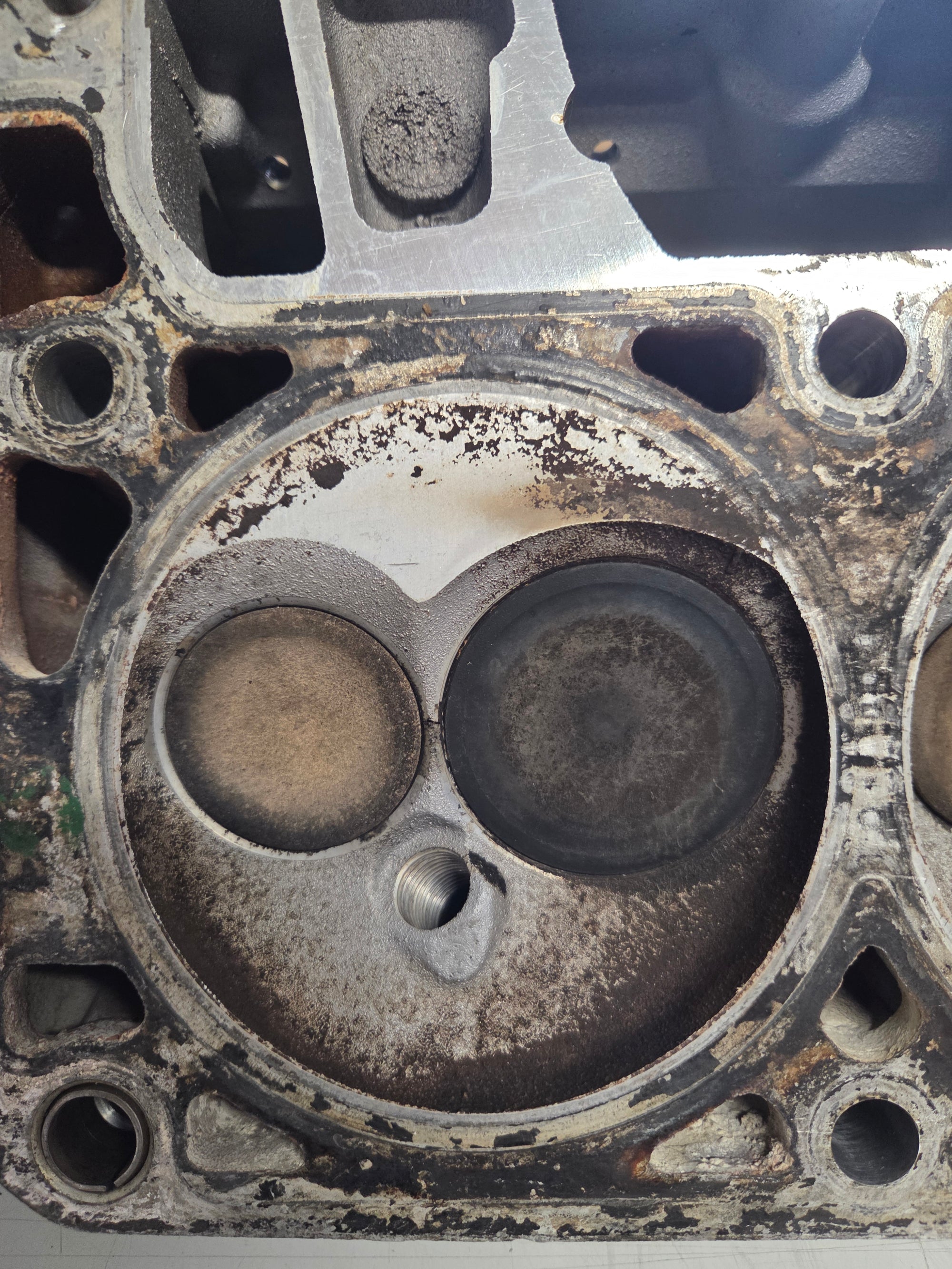 Used 317 Cylinder Head #045