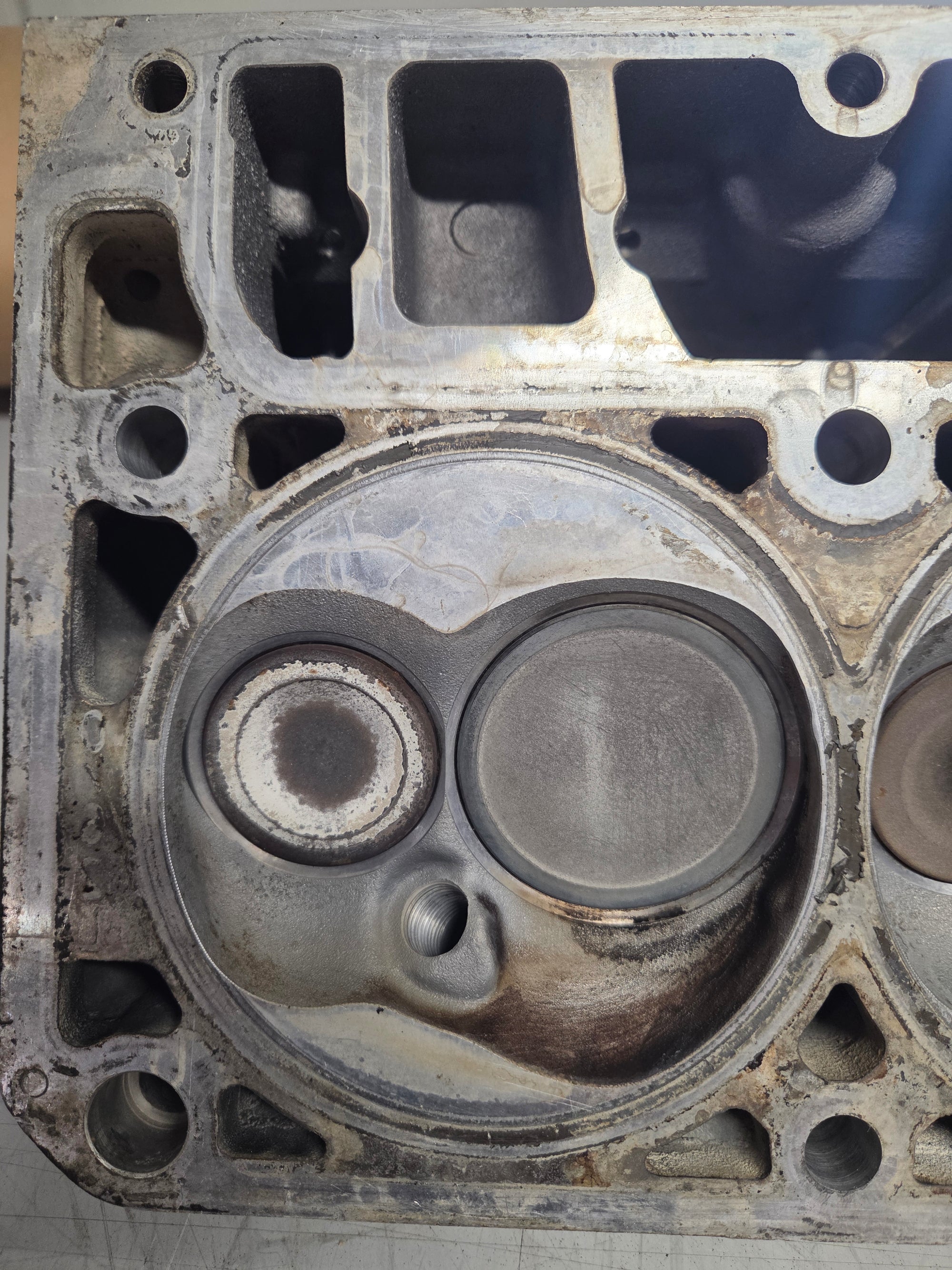 Used 364 Cylinder Head #055