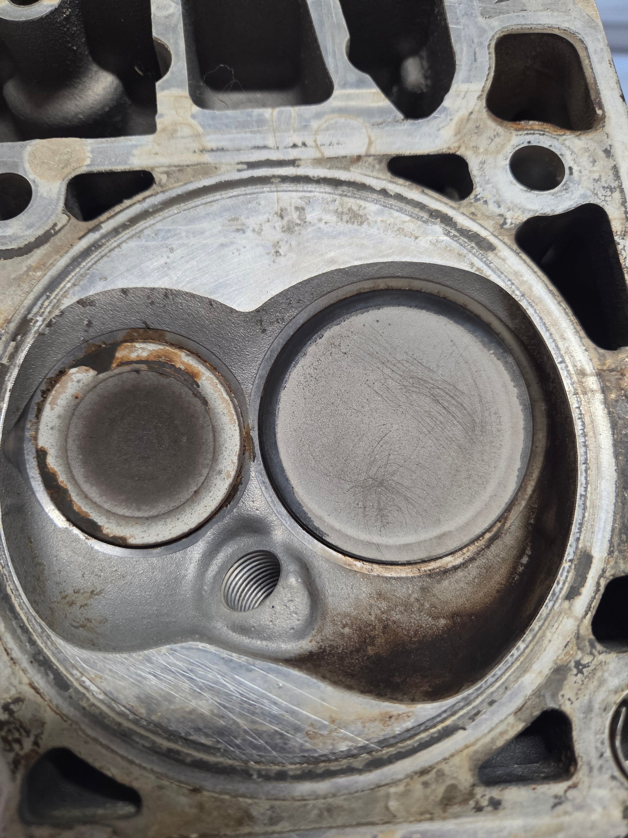 Used 364 Cylinder Head #031