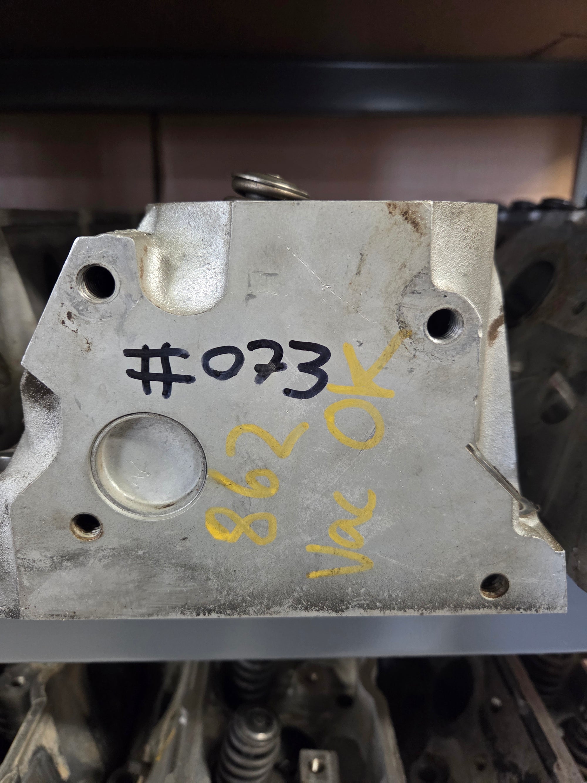 Used 862 Cylinder Head #073