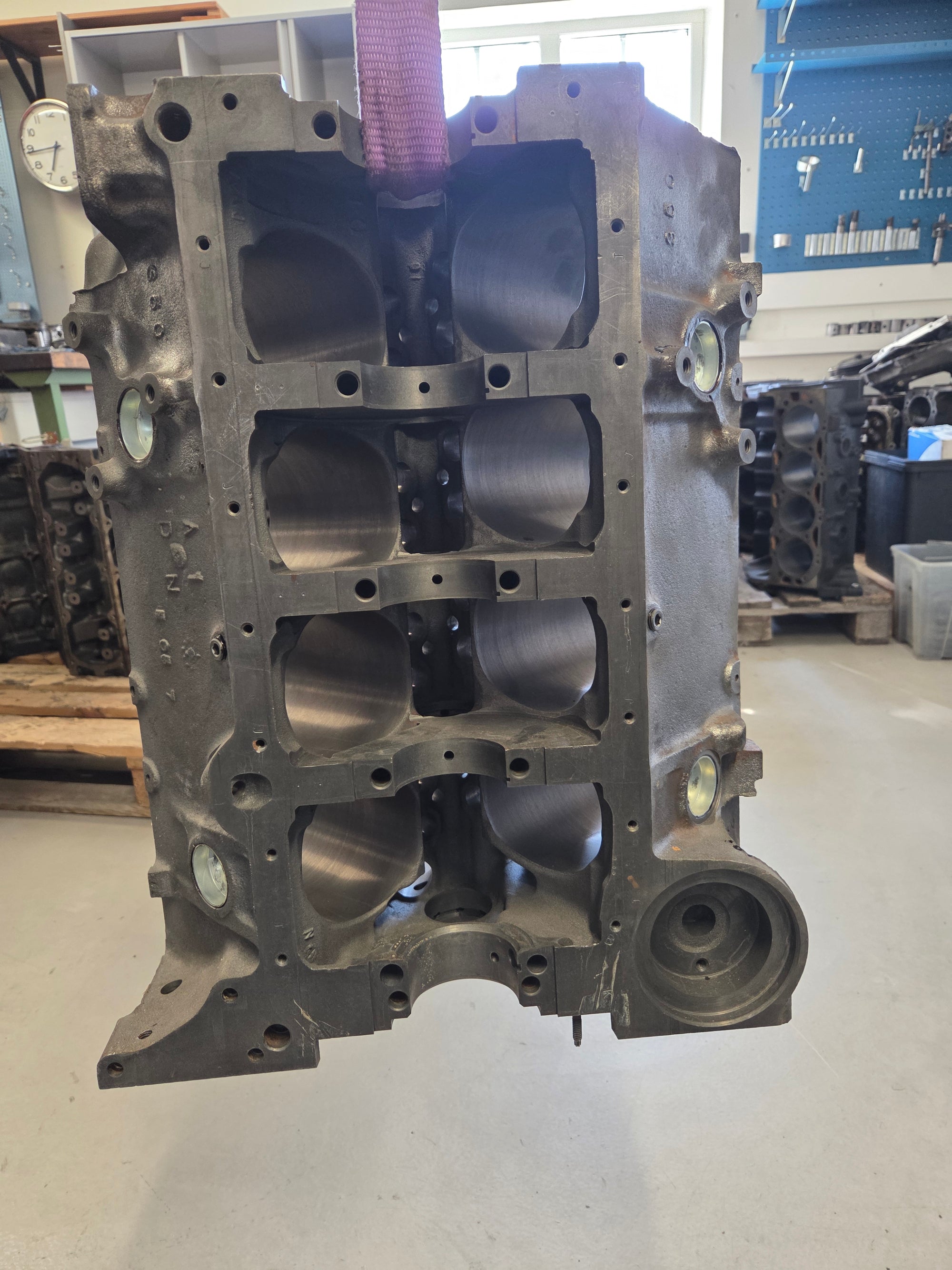 Used Chevrolet Small Block 350 Engine Block 109