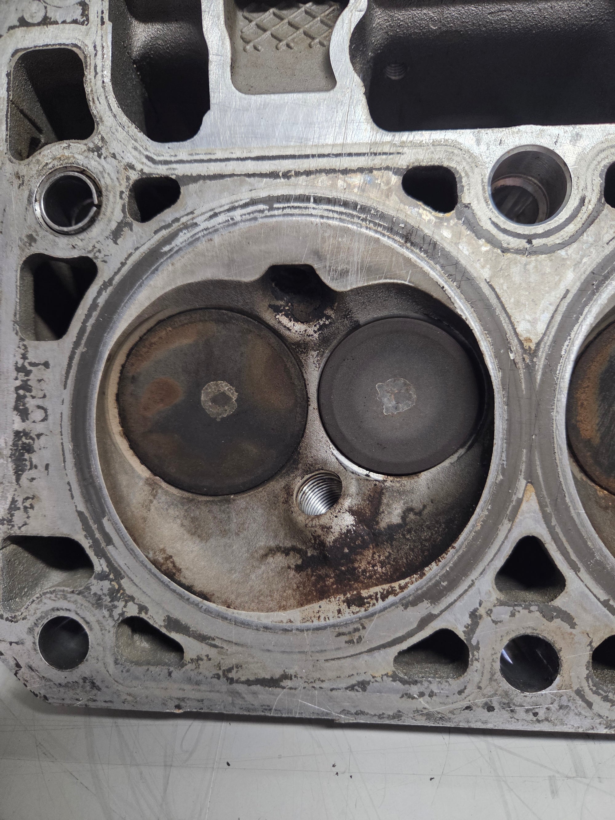 Used 214 Cylinder Head #016