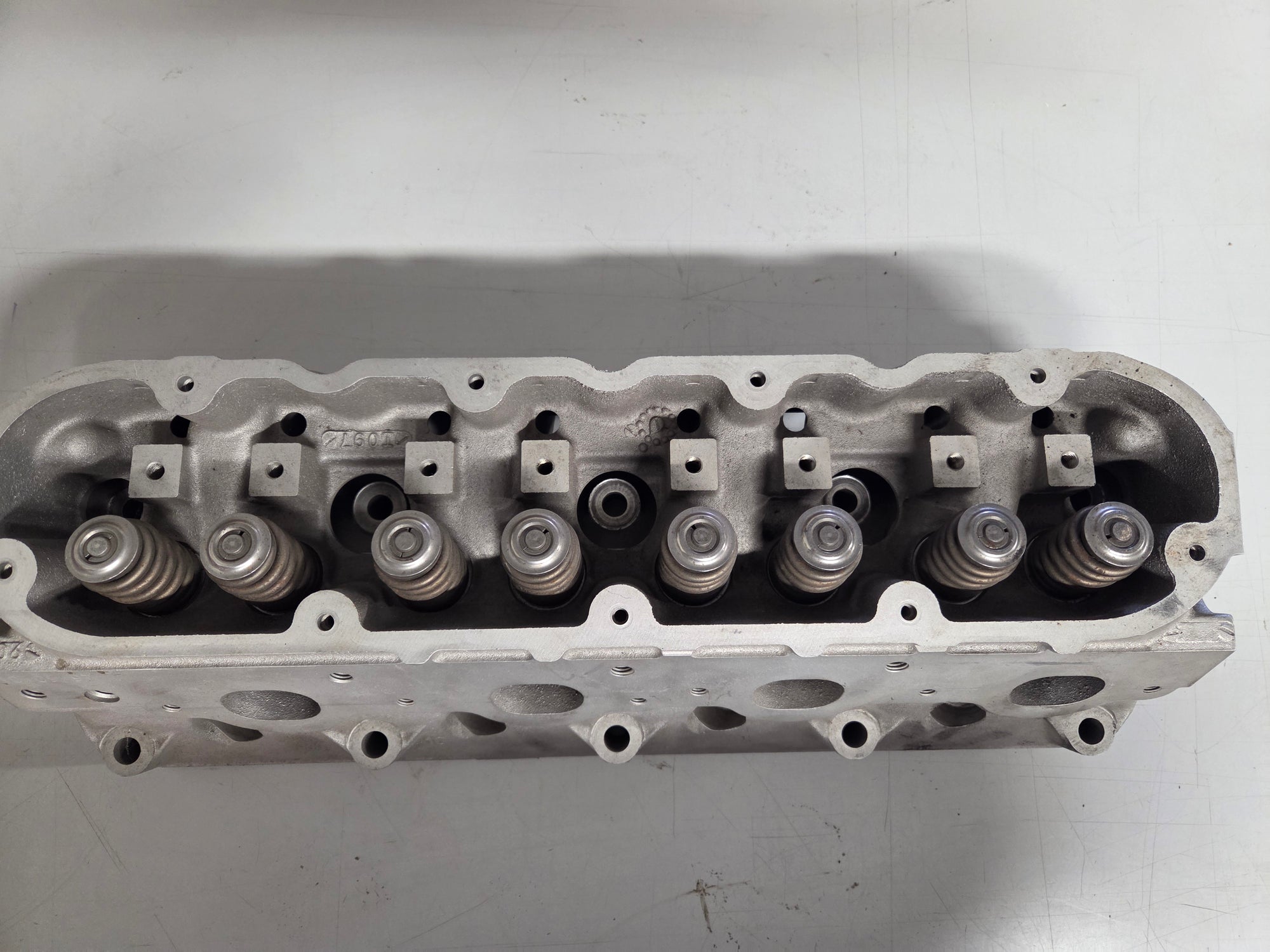 Used 806 Cylinder Head #025
