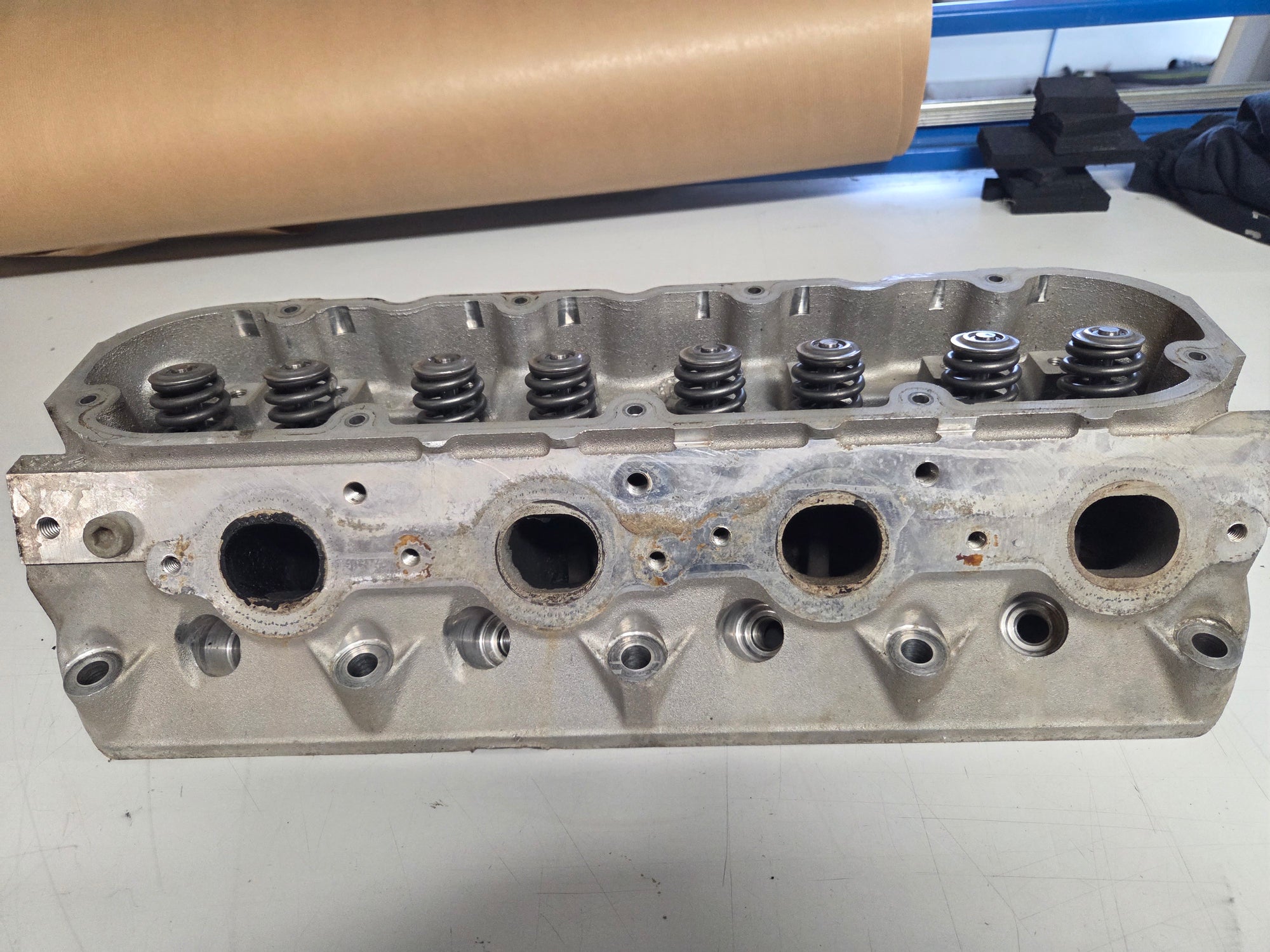 Used 806 Cylinder Head #037