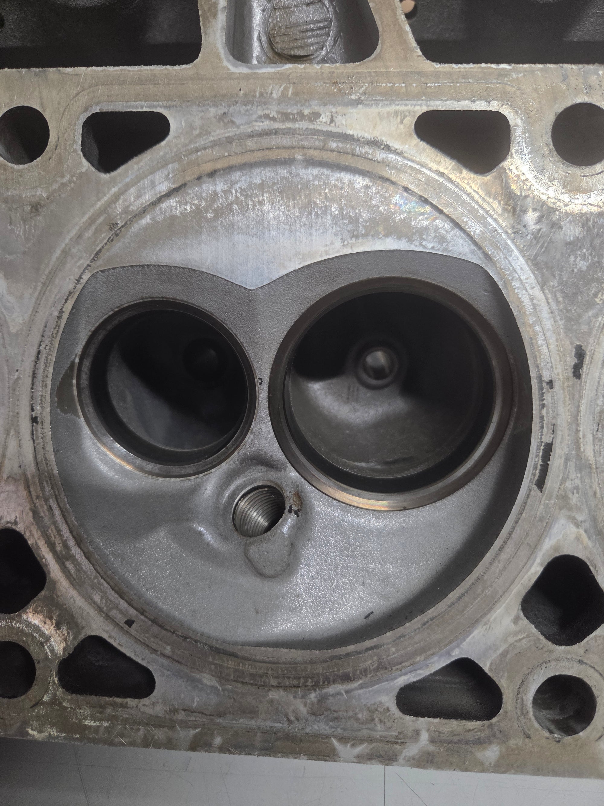 Used 706 Cylinder Head #075