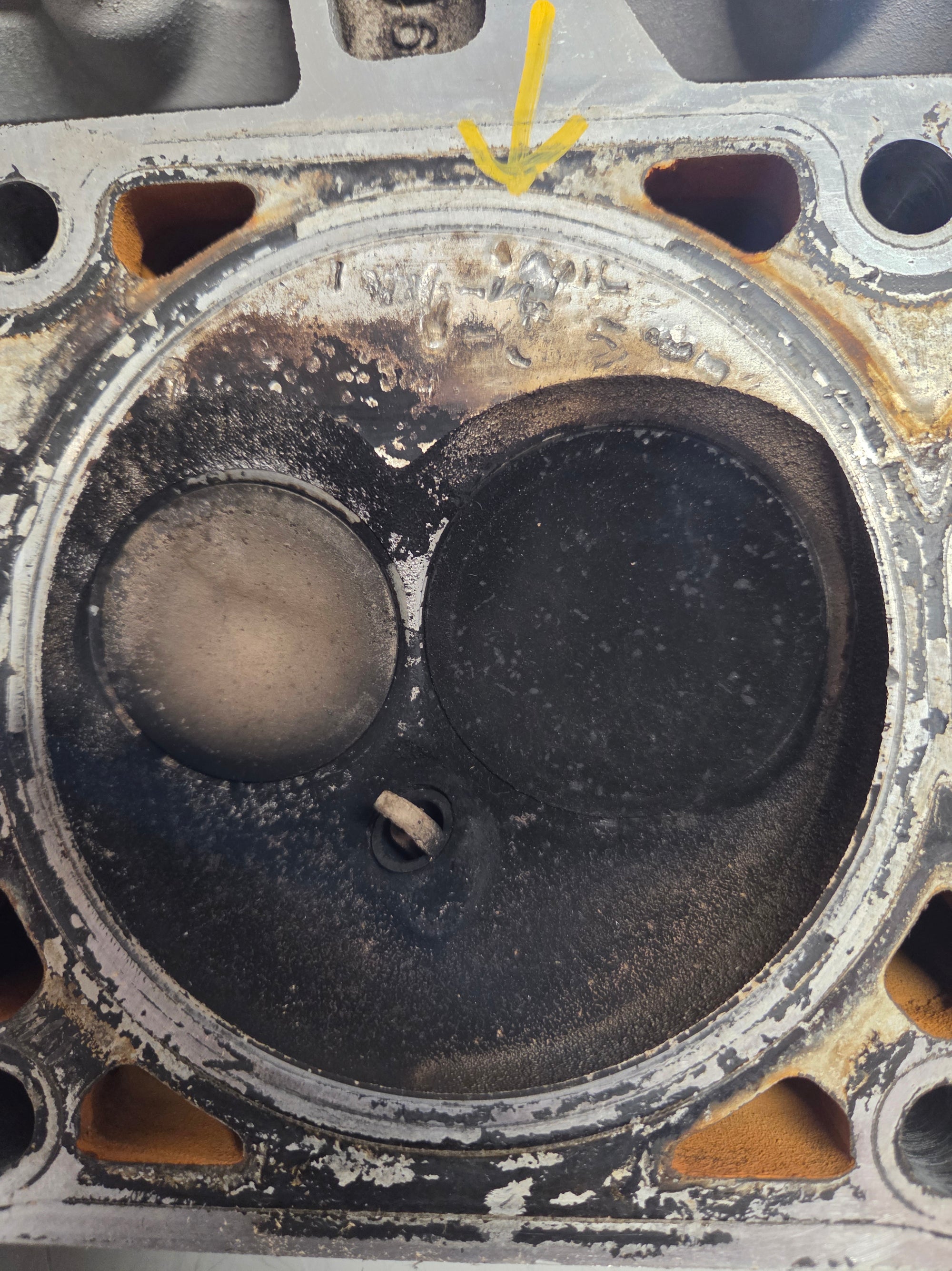 Used 317 Cylinder Head #061