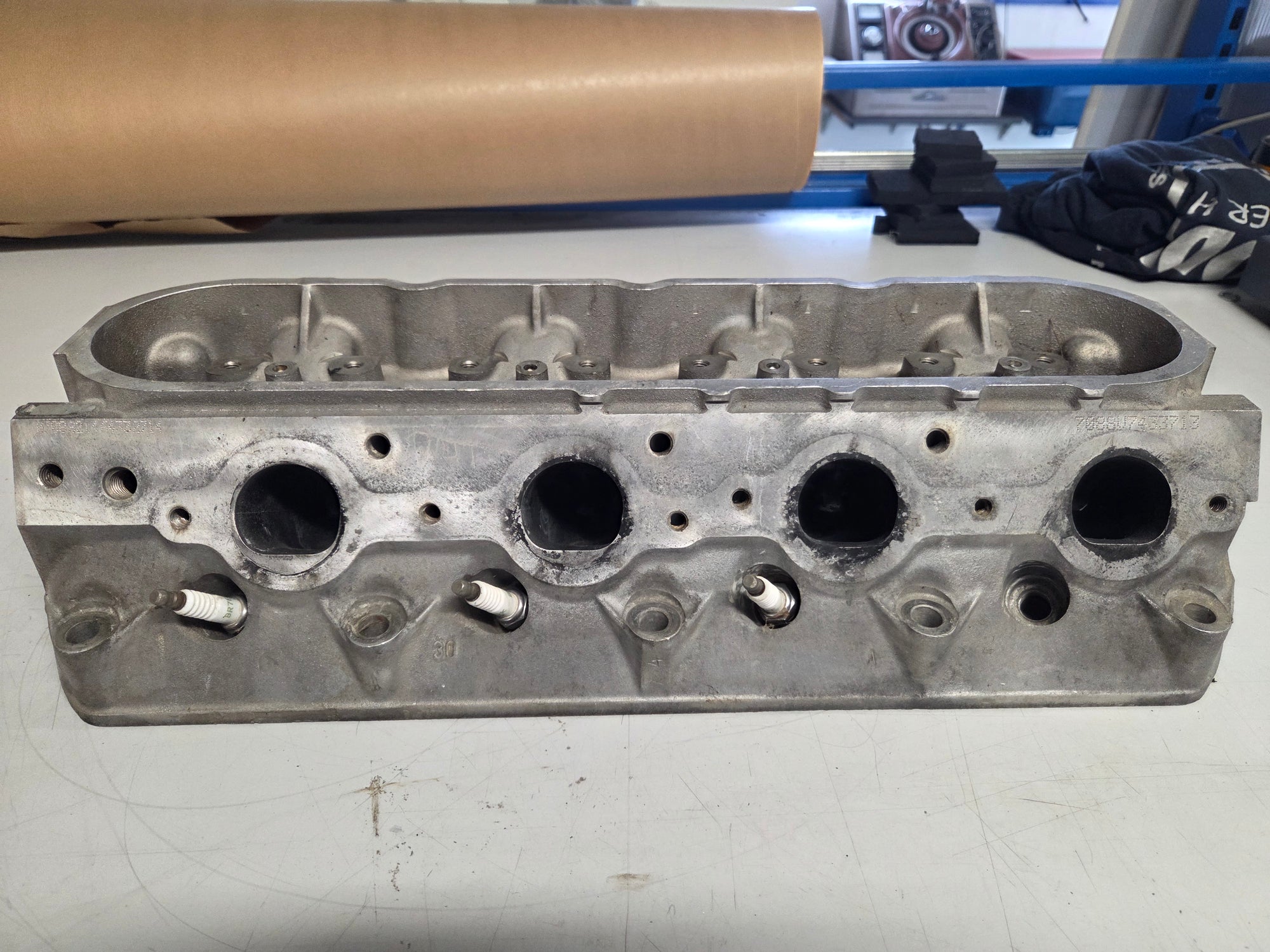 Used 823 Cylinder Head #018