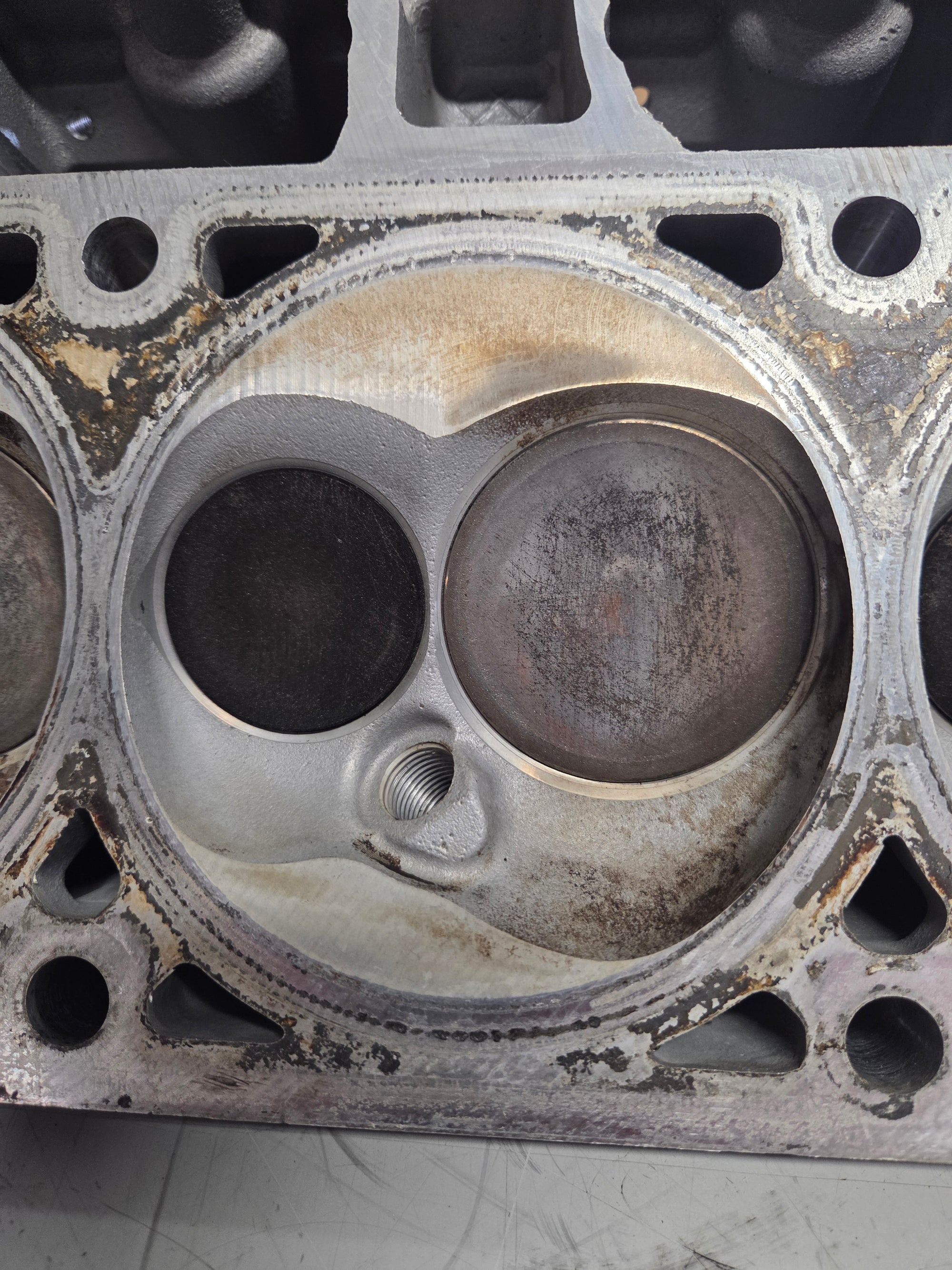 Used 5364 Cylinder Head #064
