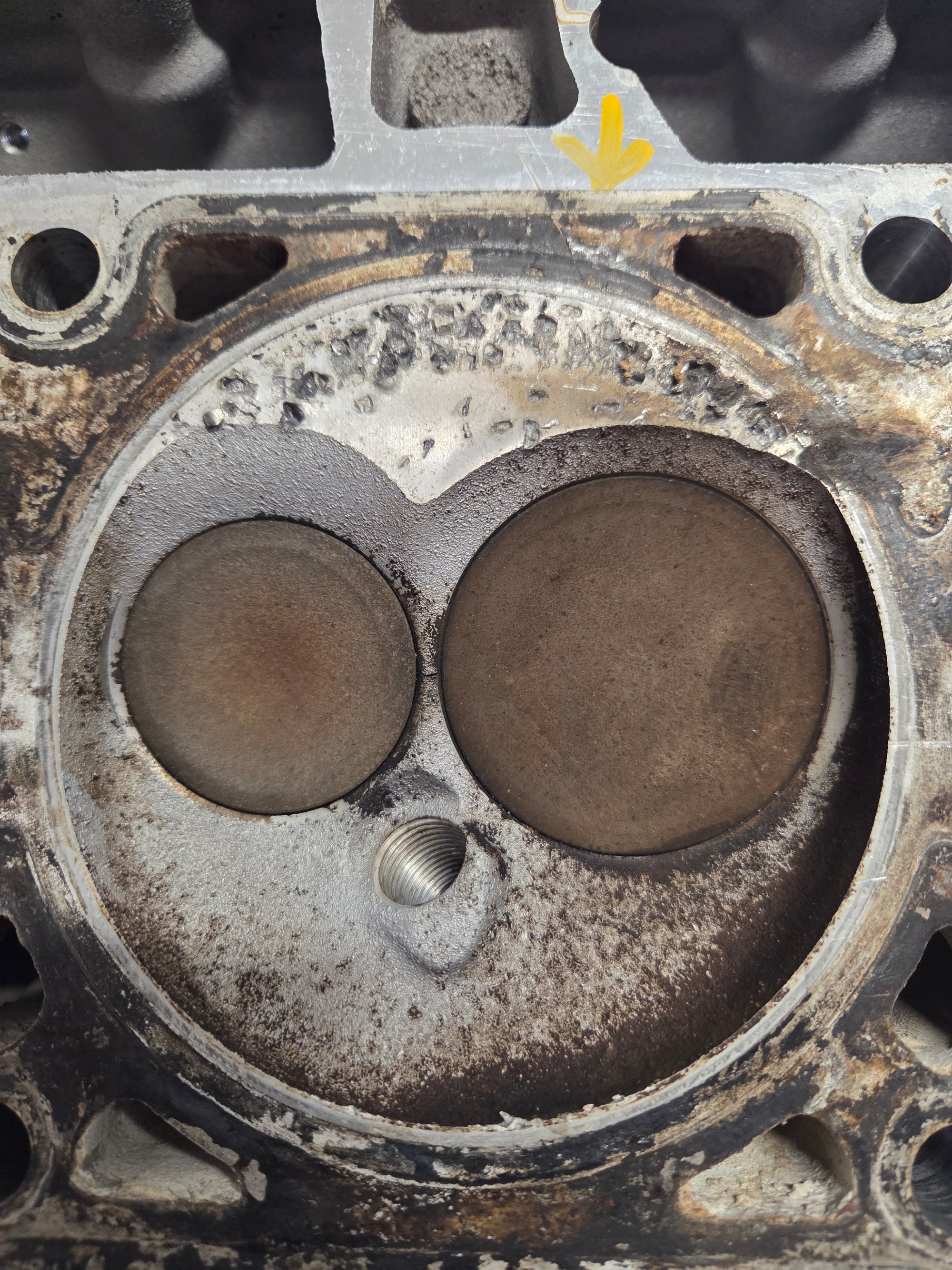 Used 317 Cylinder Head #045