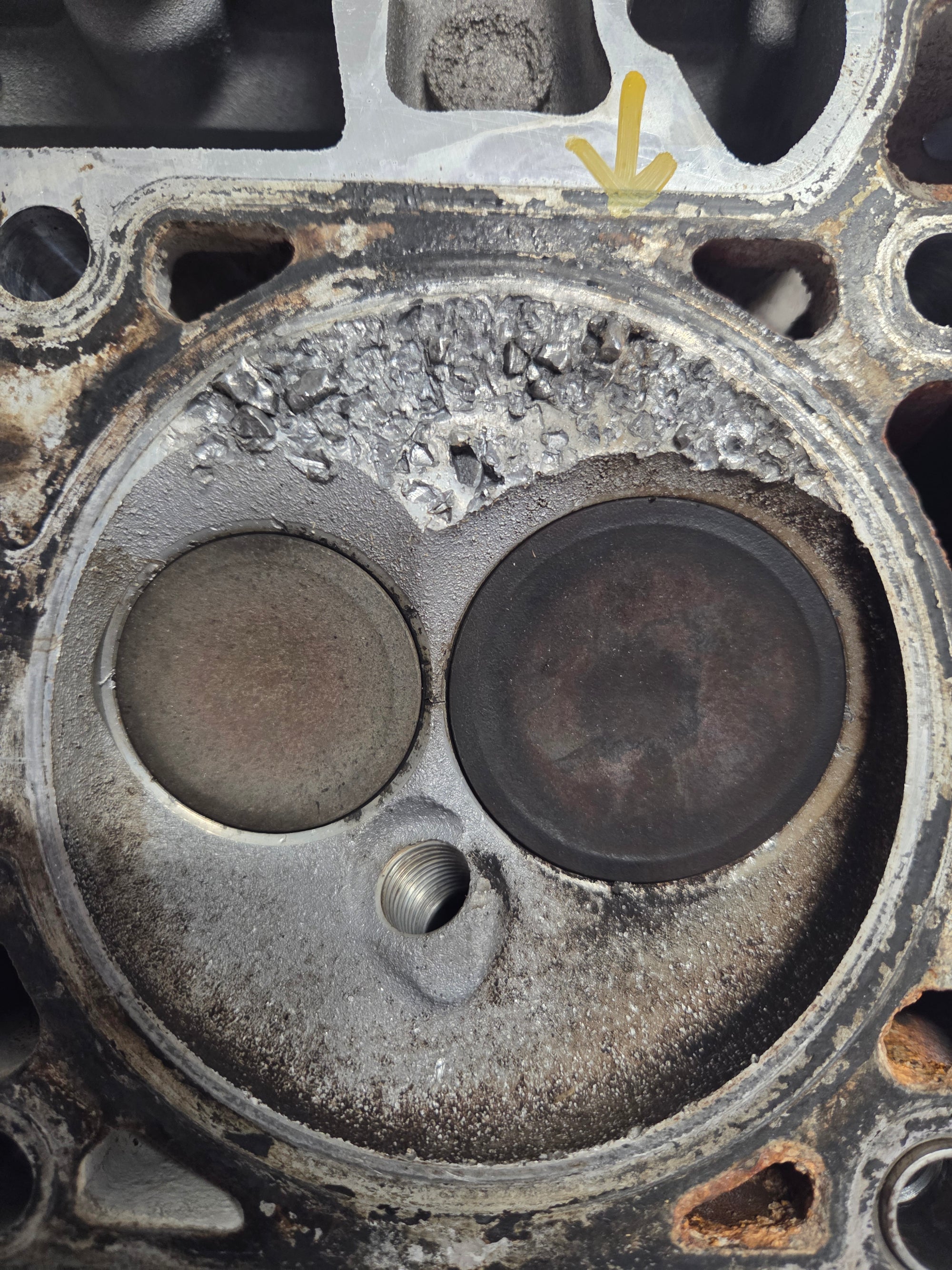 Used 317 Cylinder Head #045