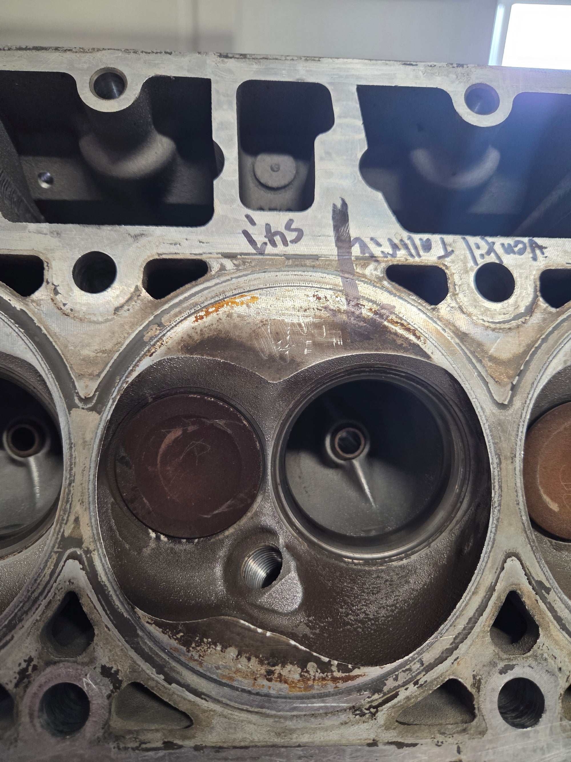 Used 823 Cylinder Head #066