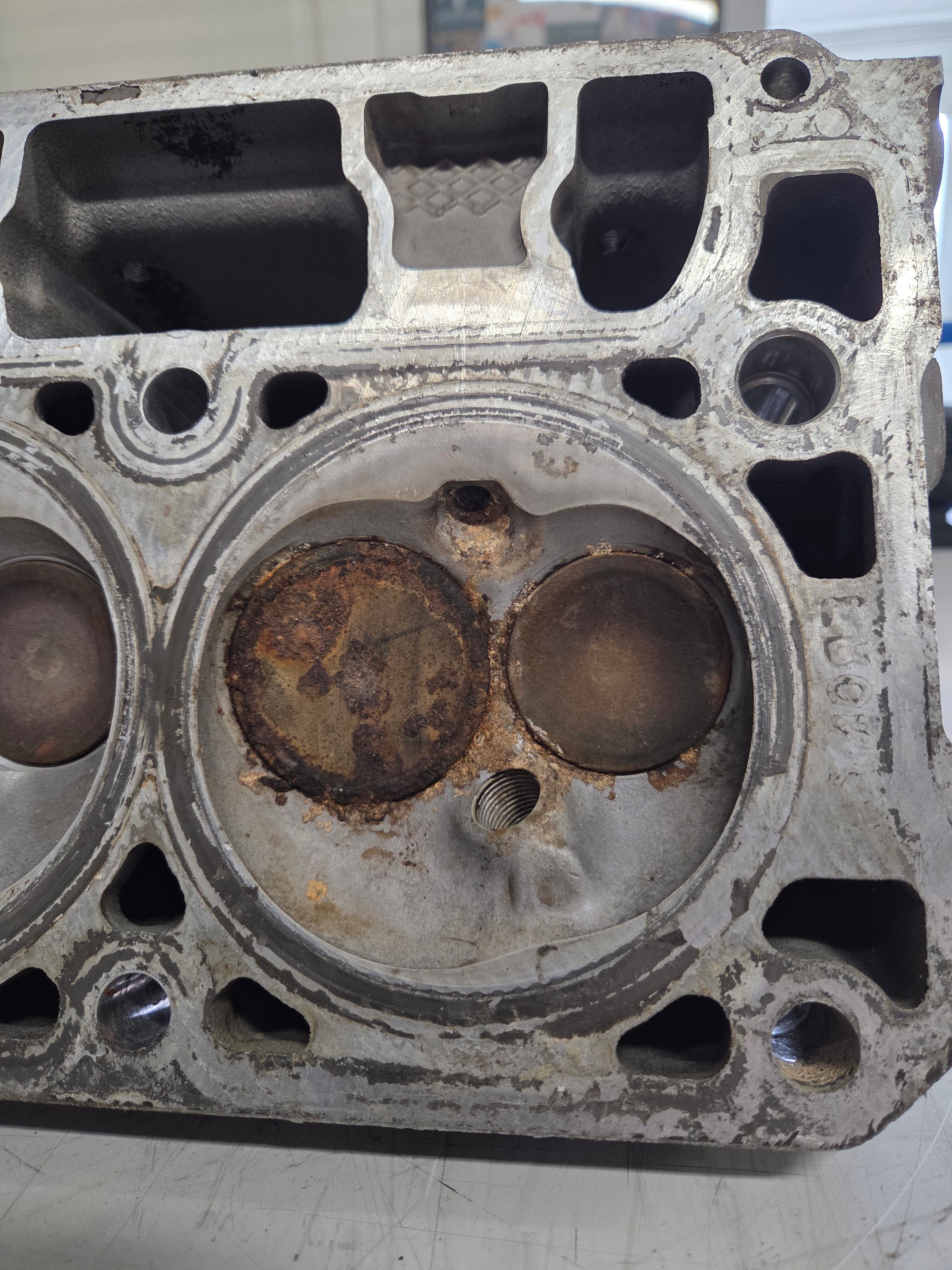 Used 214 Cylinder Head #041