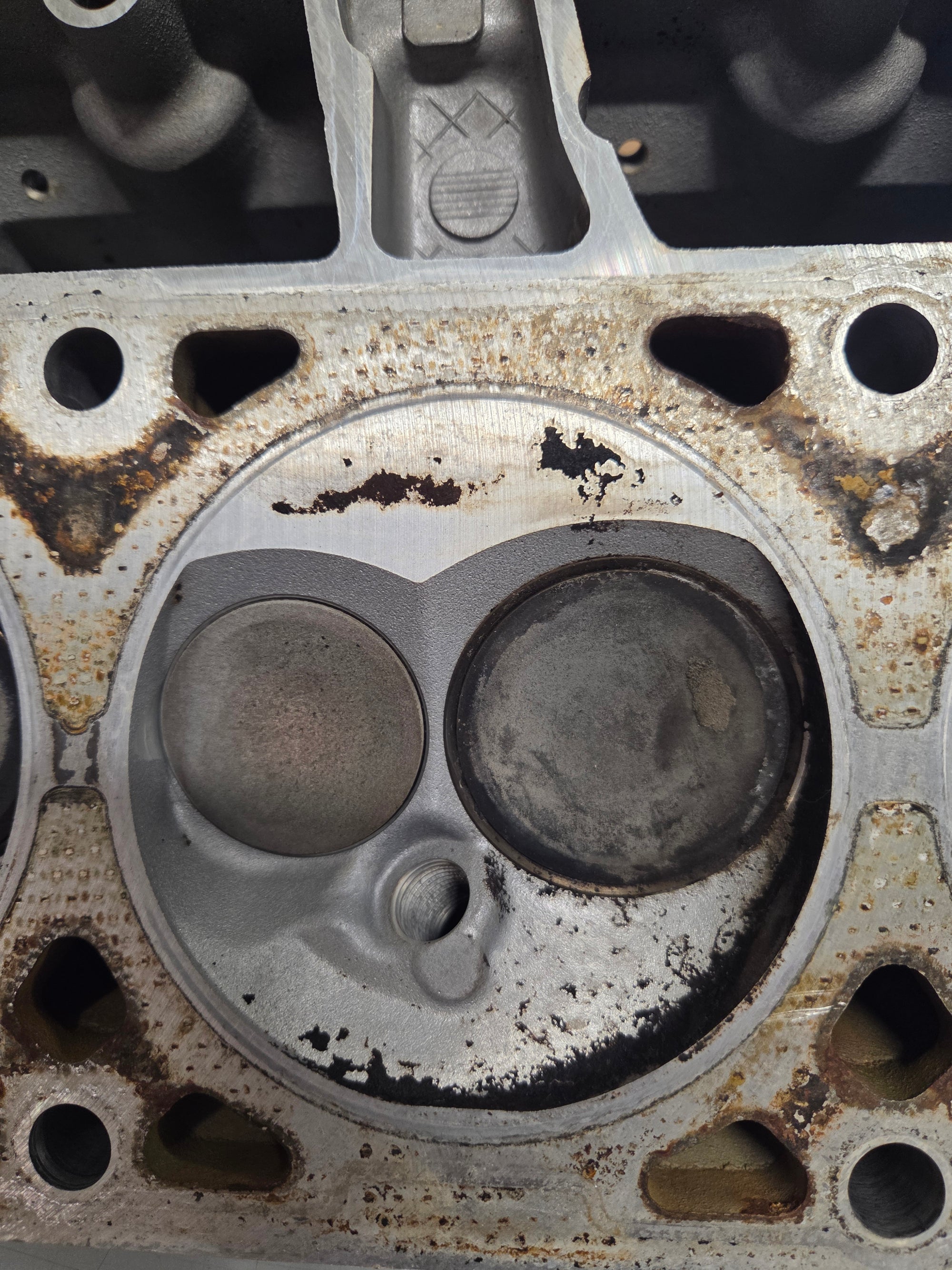 Used 706 Cylinder Head #003