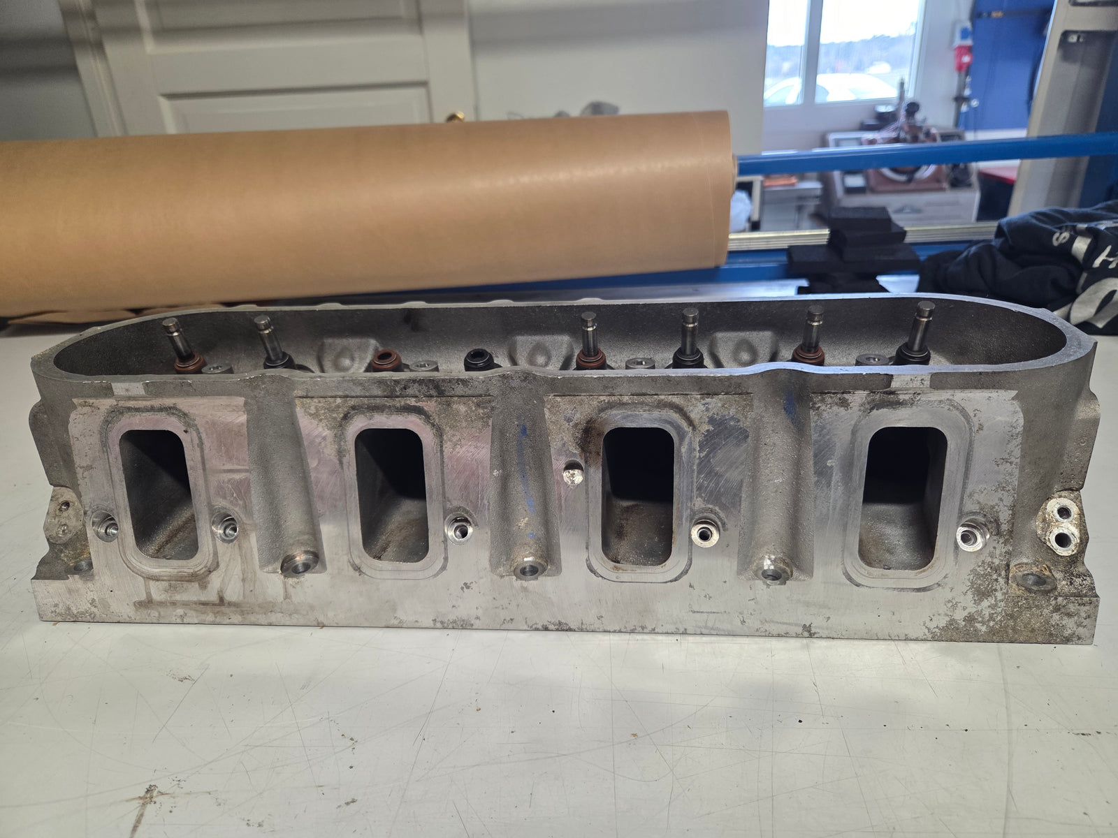 Used 823 Cylinder Head #009