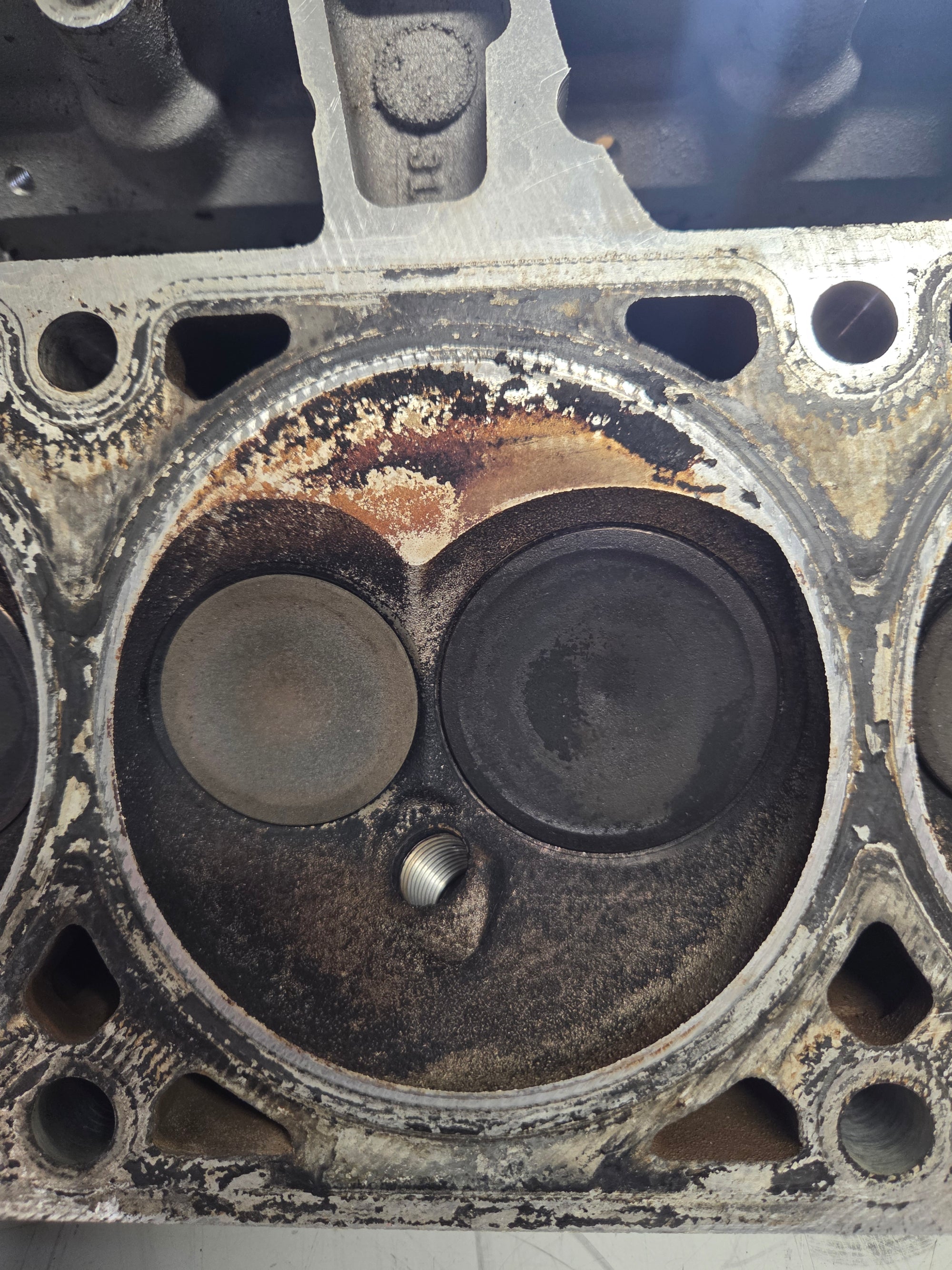 Used 317 Cylinder Head #056