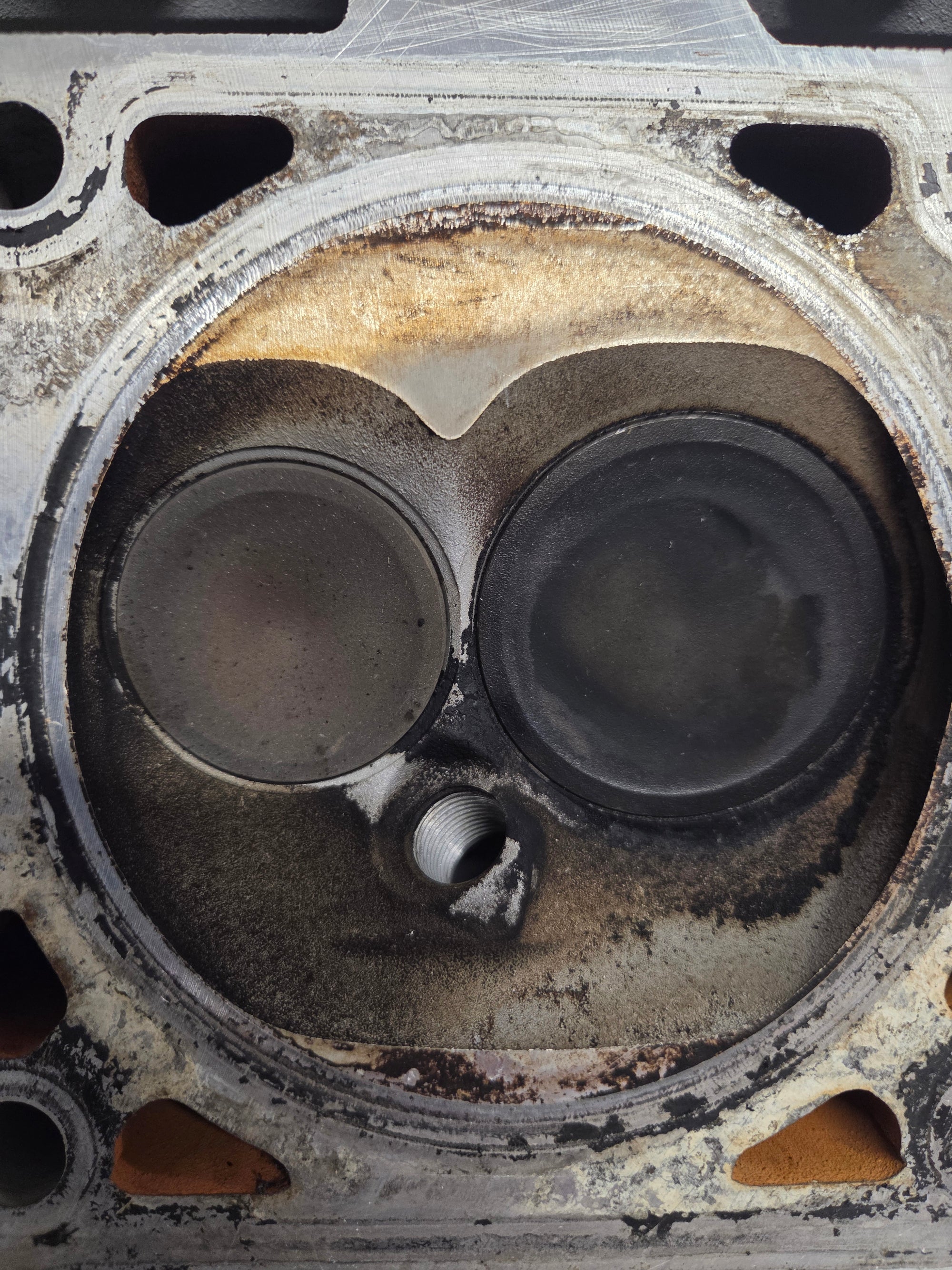 Used 799 Cylinder Head #058
