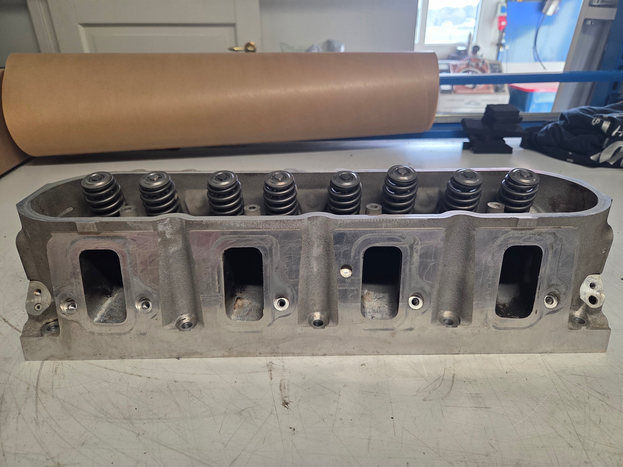 Used 823 Cylinder Head #069
