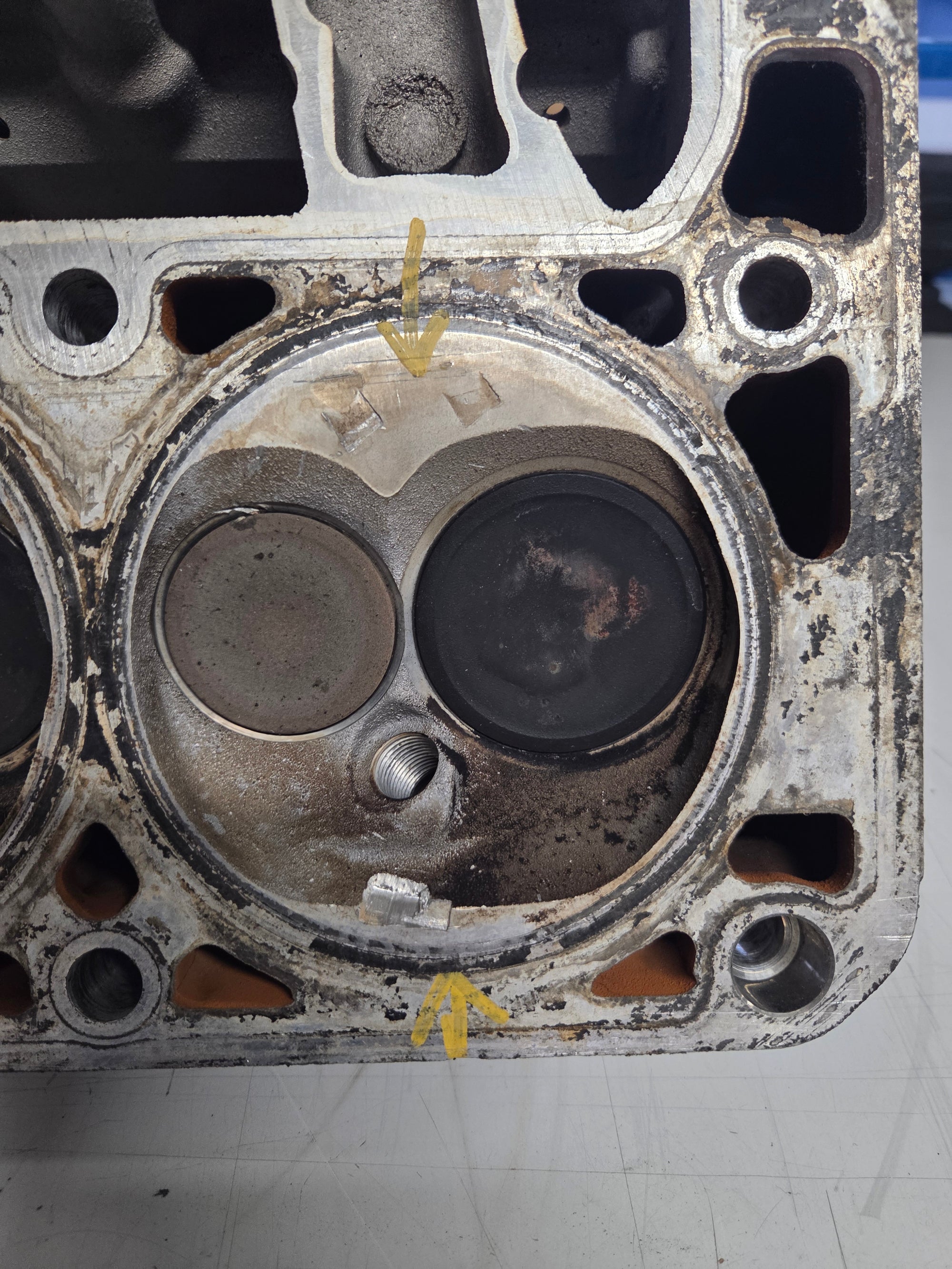 Used 799 Cylinder Head #038