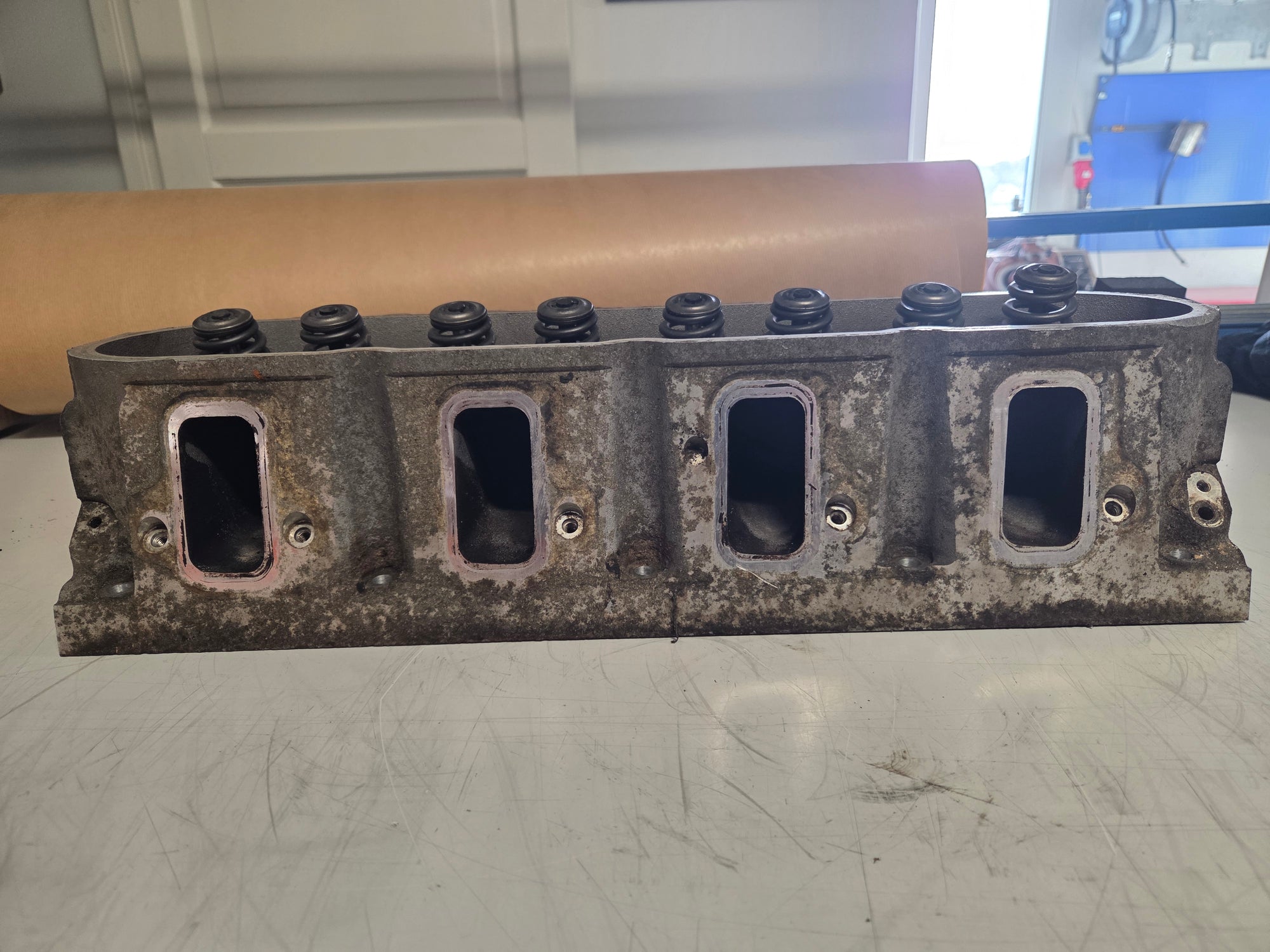 Used 823 Cylinder Head #044