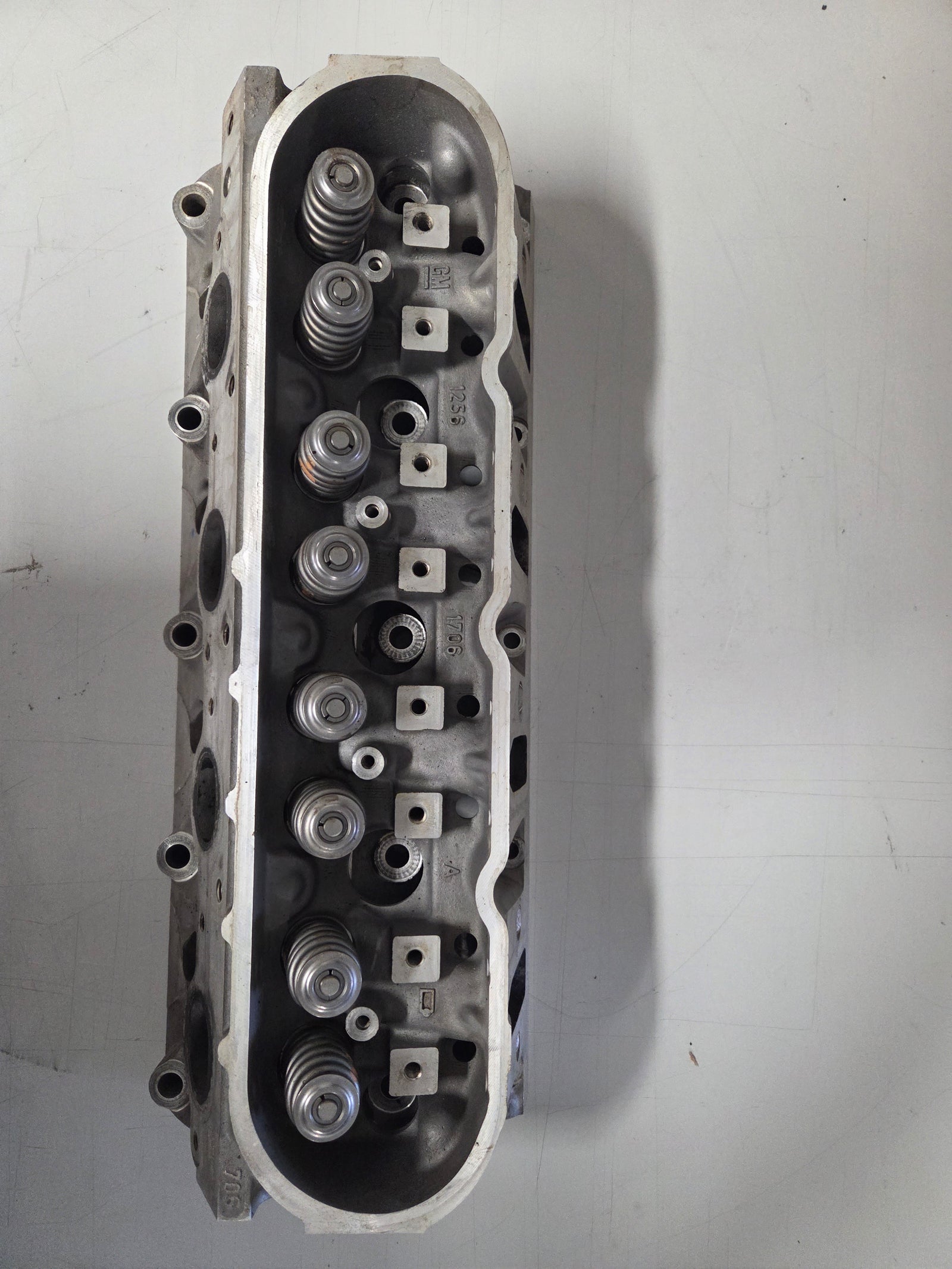 Used 706 Cylinder Head #004