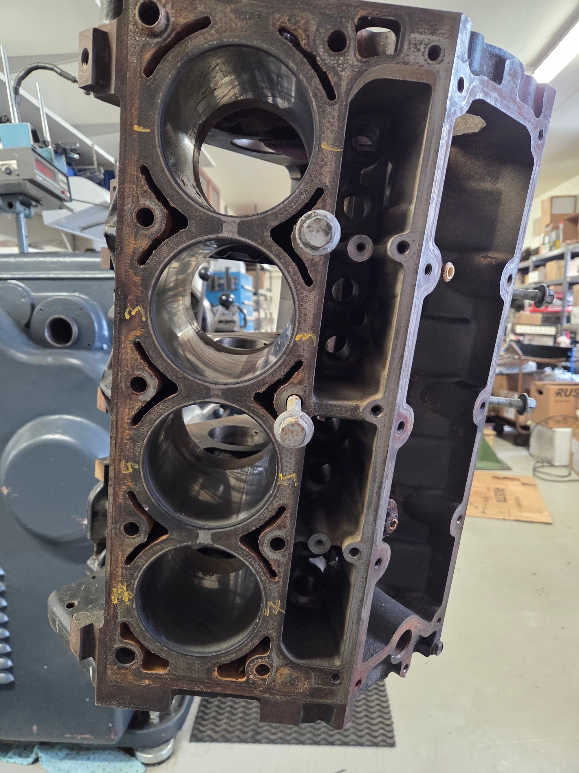 Used LS Gen 3 5.3 Engine Block 117
