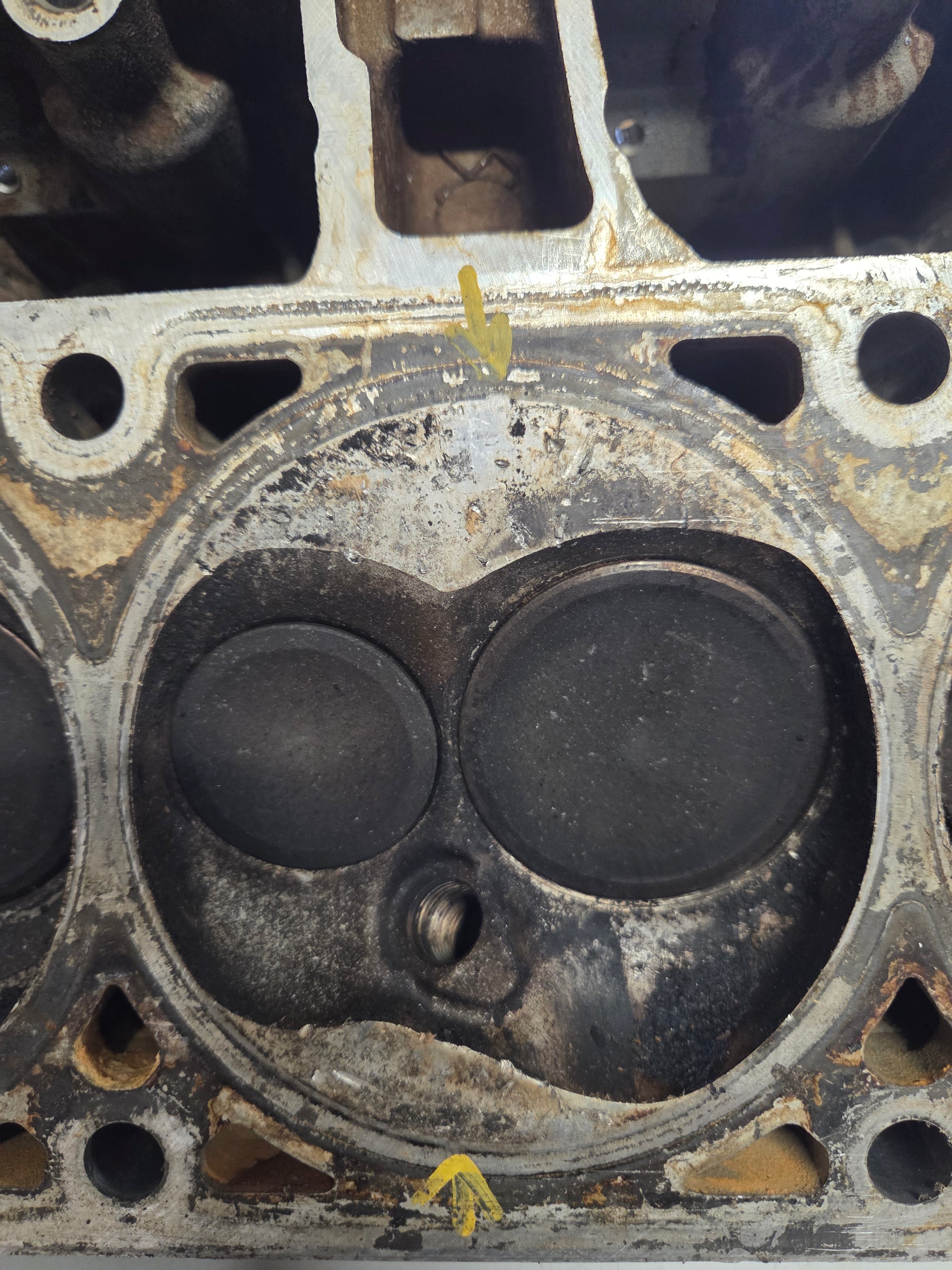 Used 5364 Cylinder Head #040