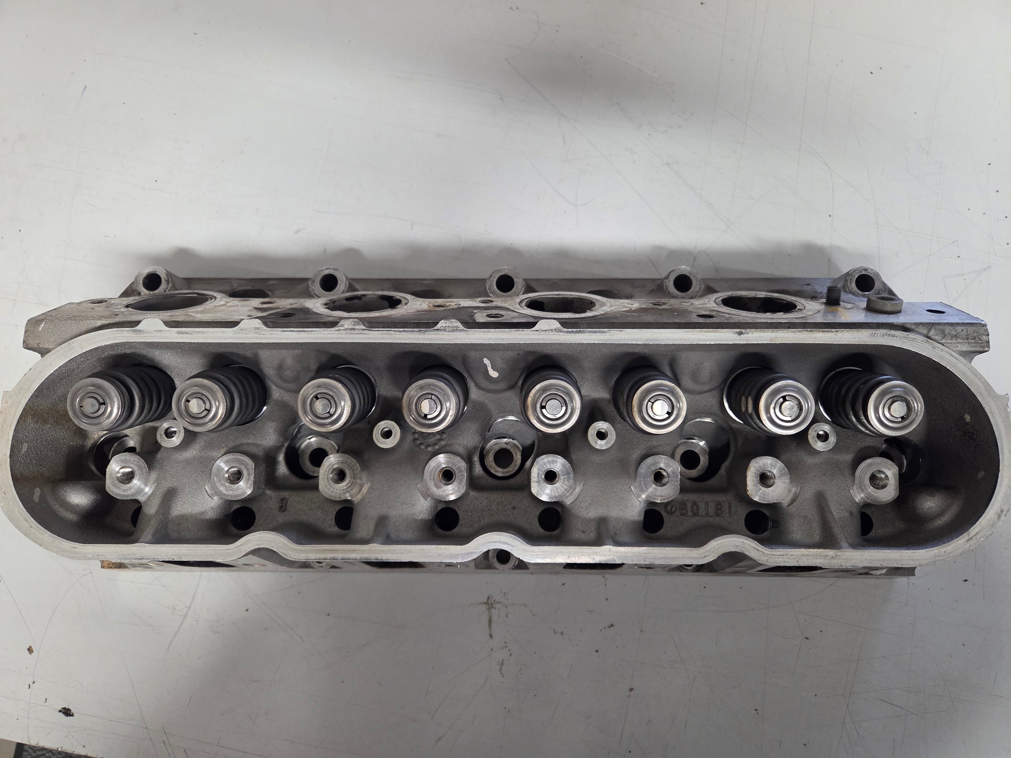 Used 823 Cylinder Head #017